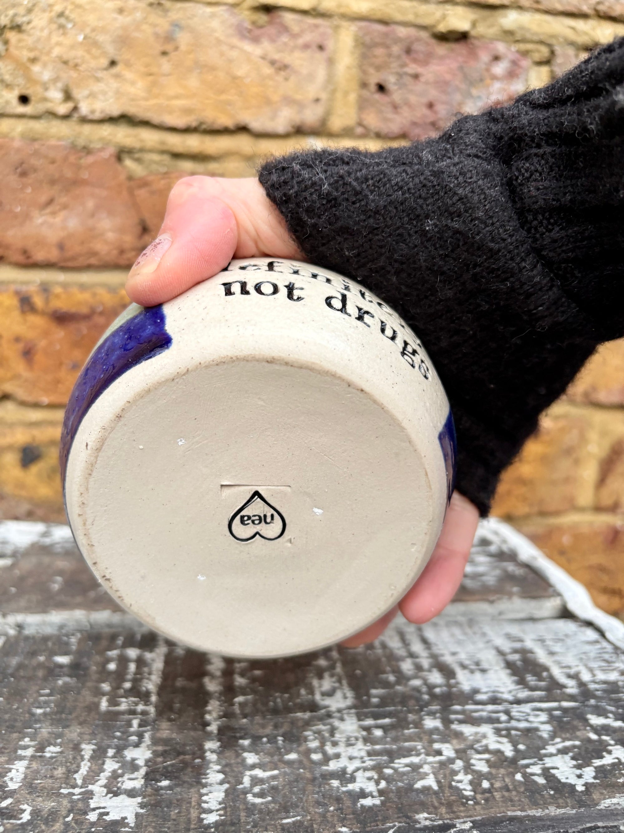 "definitely not drugs" lidded pot (blue night sky)