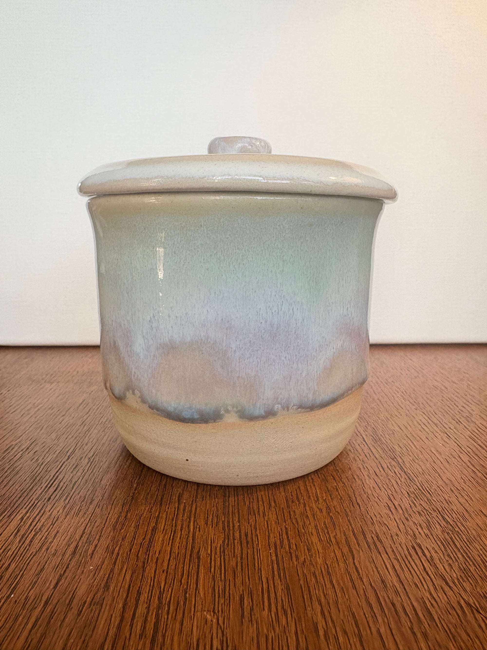 "random shit" lidded pot (oyster lilac)