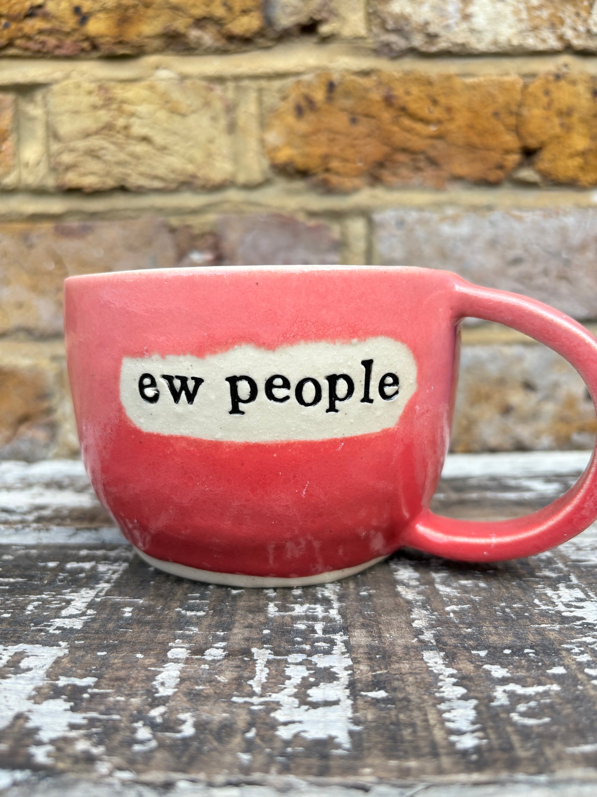 "ew, people" mug (Pink)
