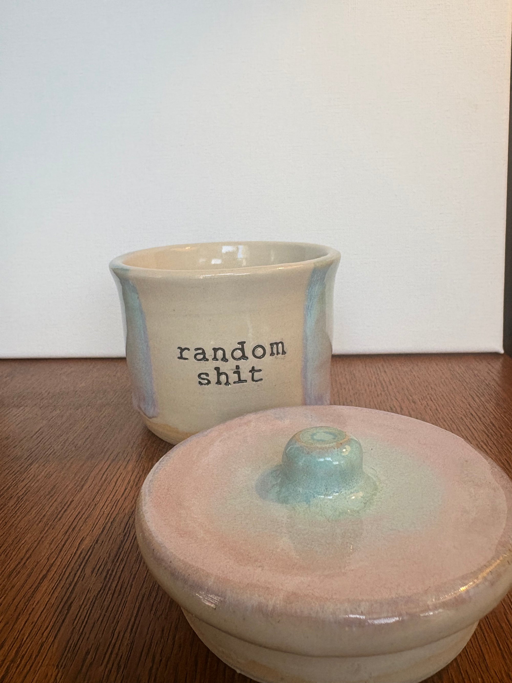 "random shit" lidded pot (oyster pink)
