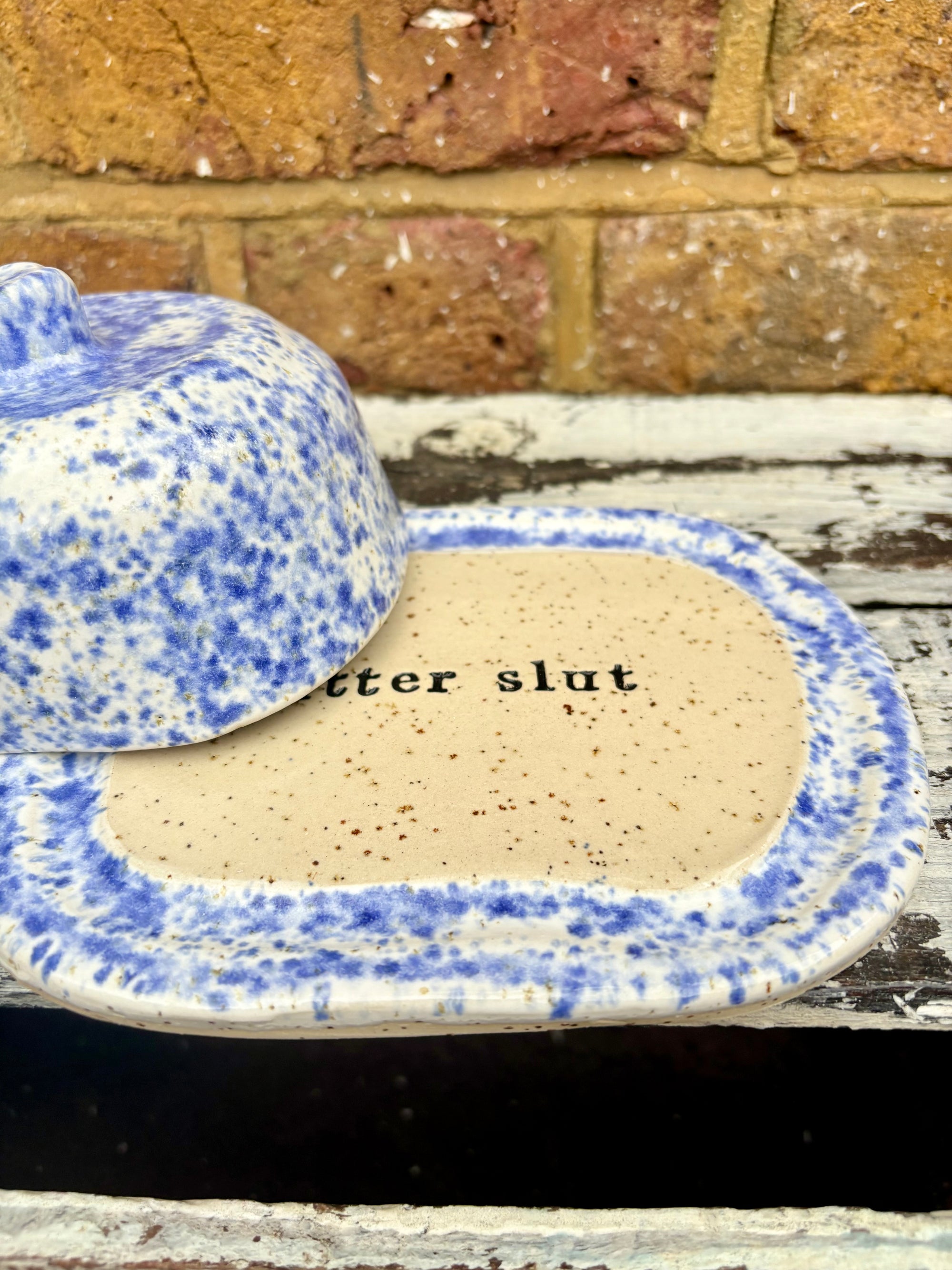 Butter Dish (butter slut, speckle blue)