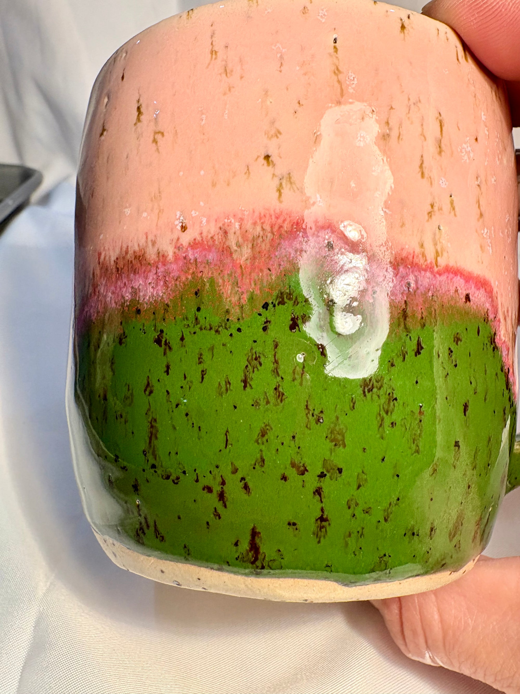 “Fuck off, i'm gardening" mug (pink/green)