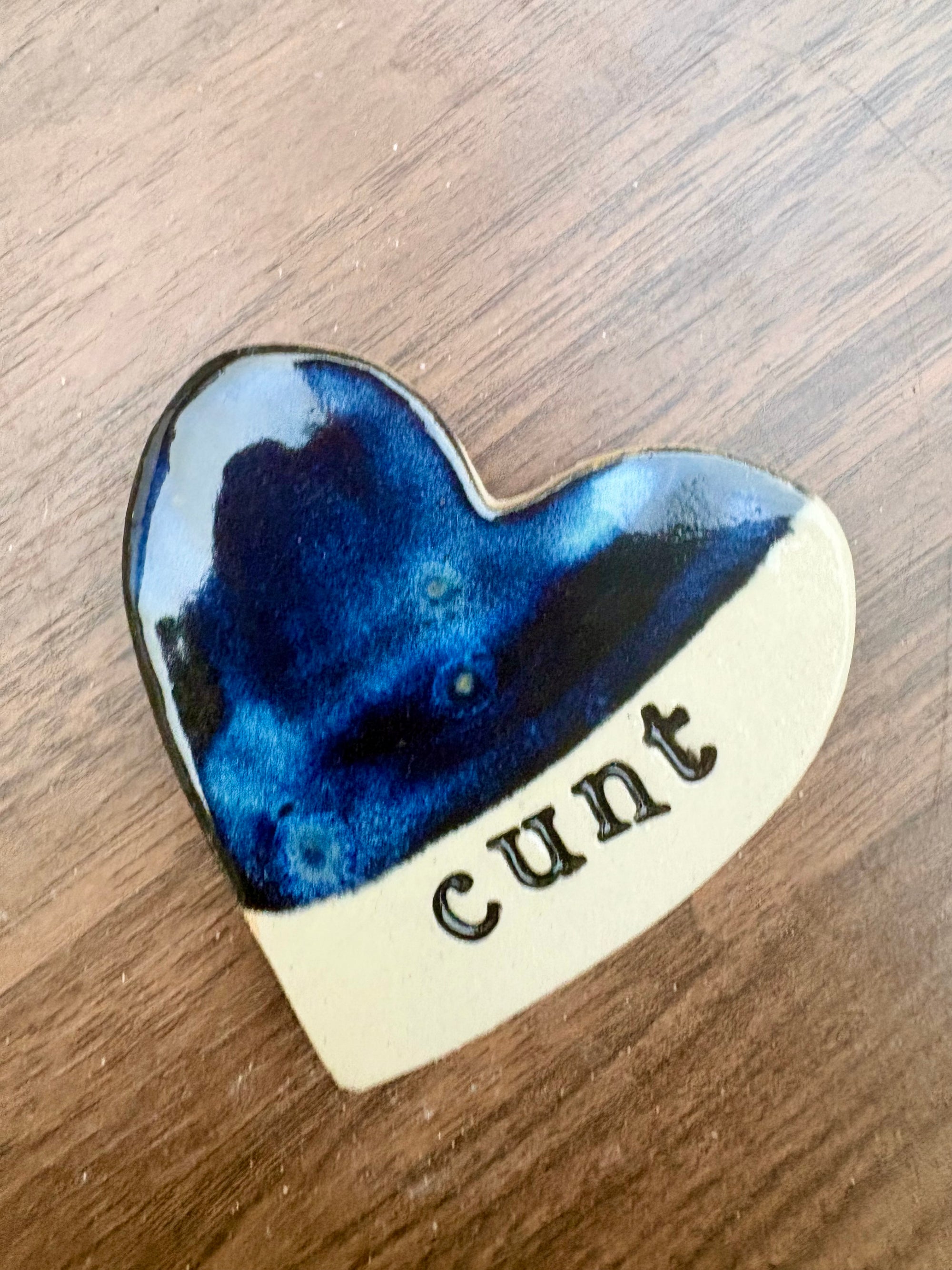 “cunt" magnet (blue, large)