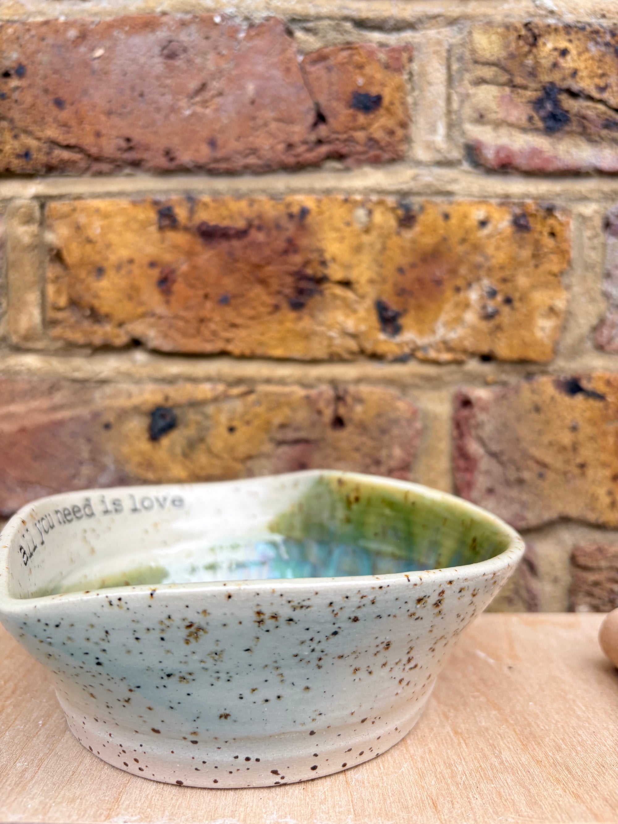 "all you need is love" snack bowl (green dream)