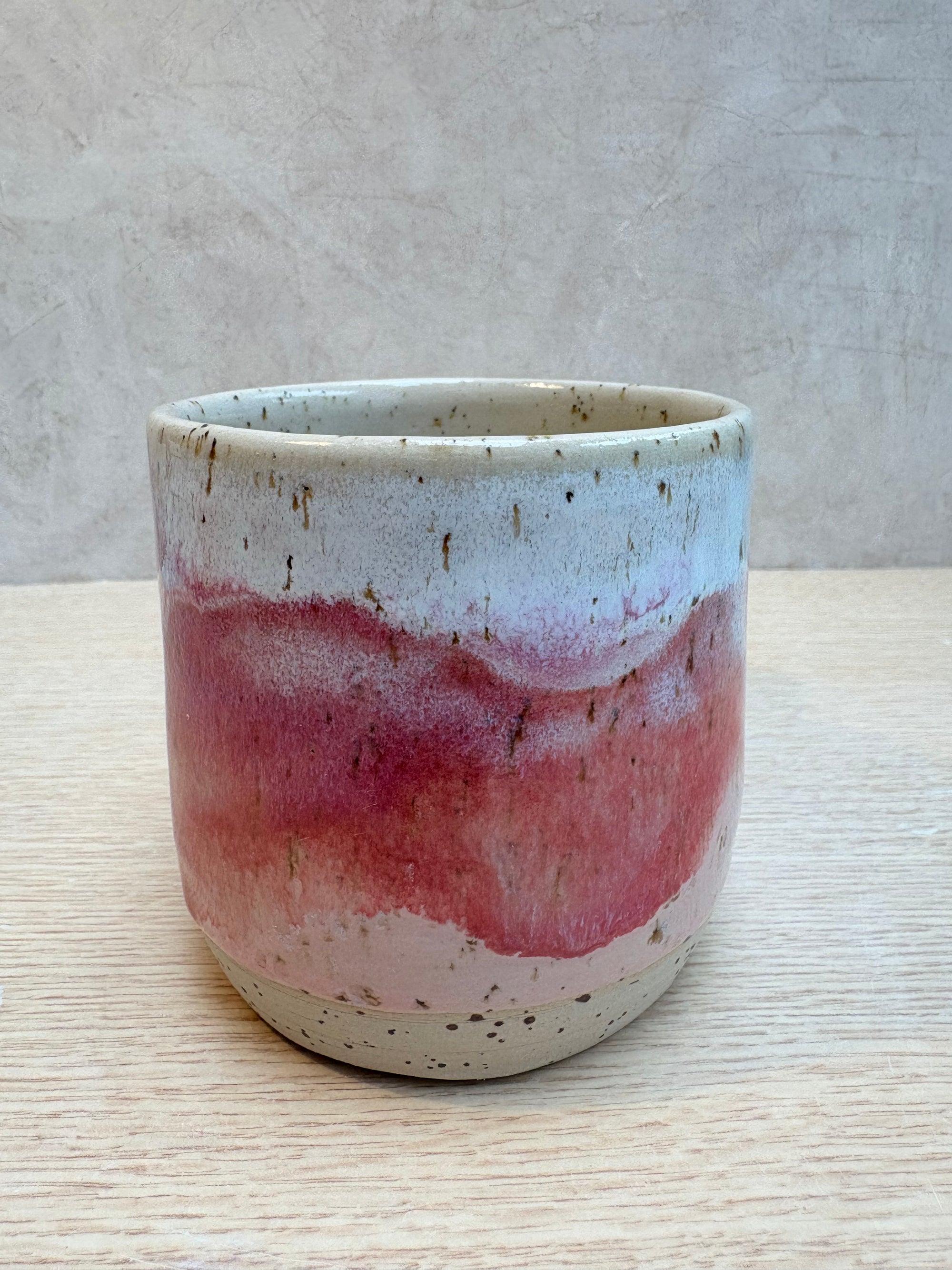 “Fuck off i'm reading" mug (Pink Raspberry Ripple)
