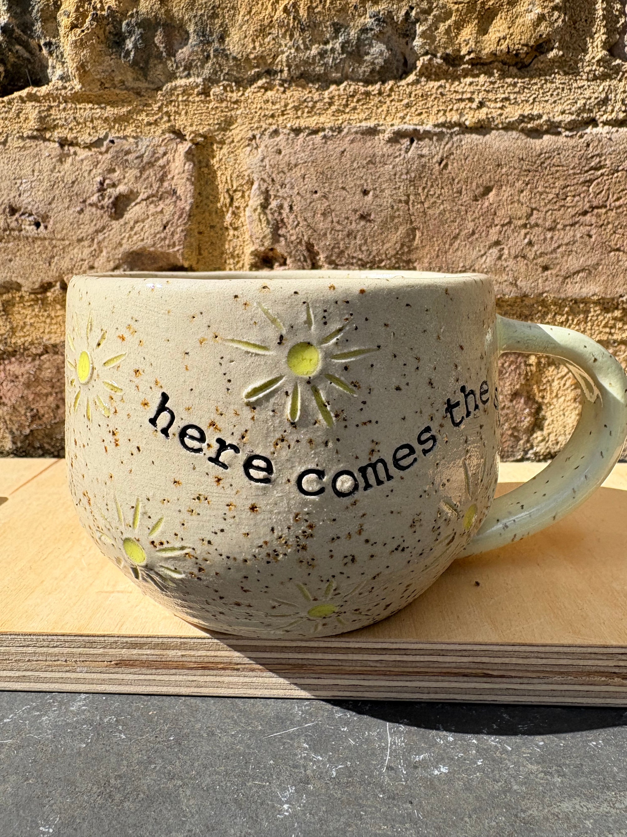 Here comes the sun mug (5 yellow suns)