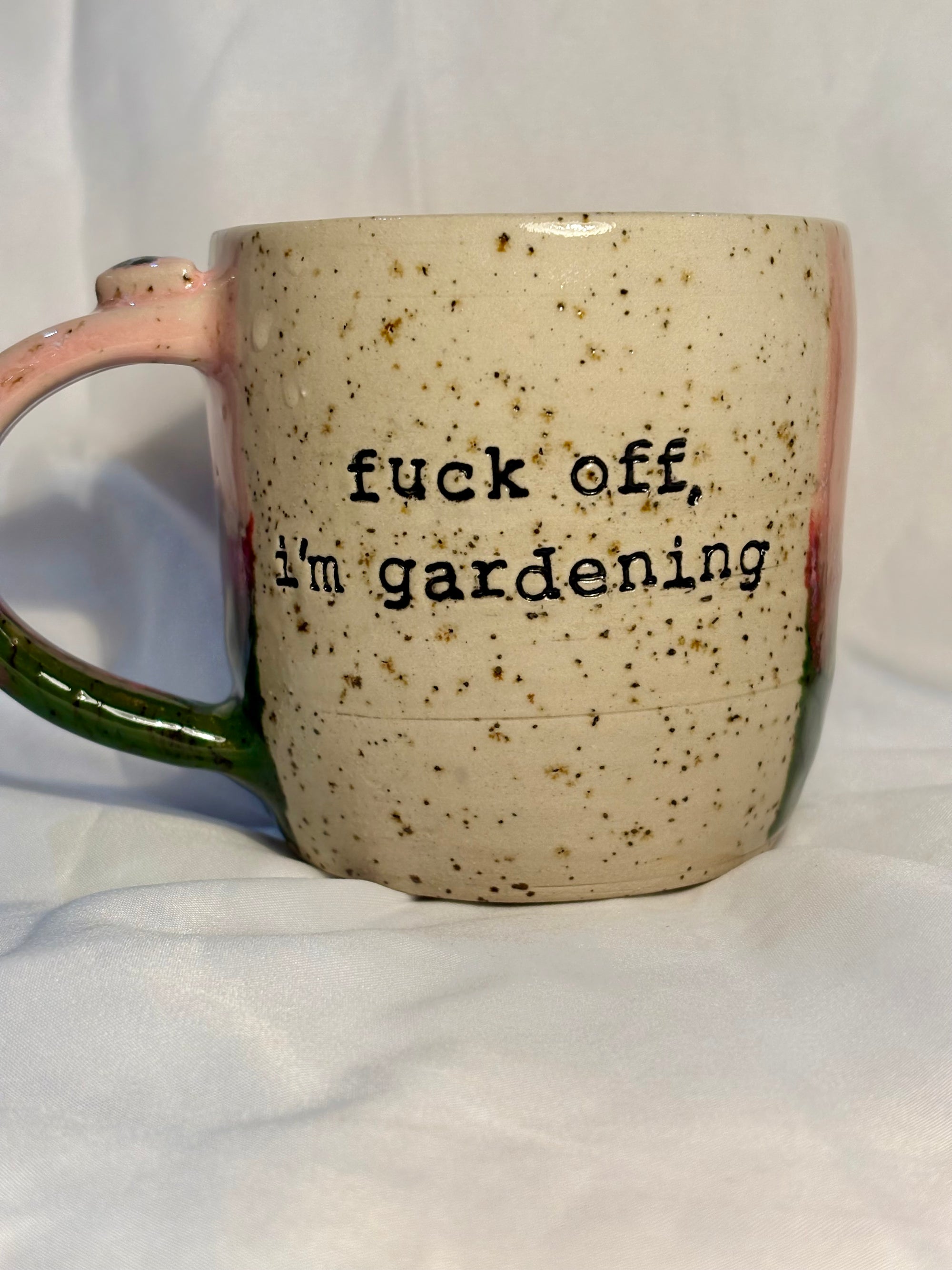 “Fuck off, i'm gardening" mug (pink/green)