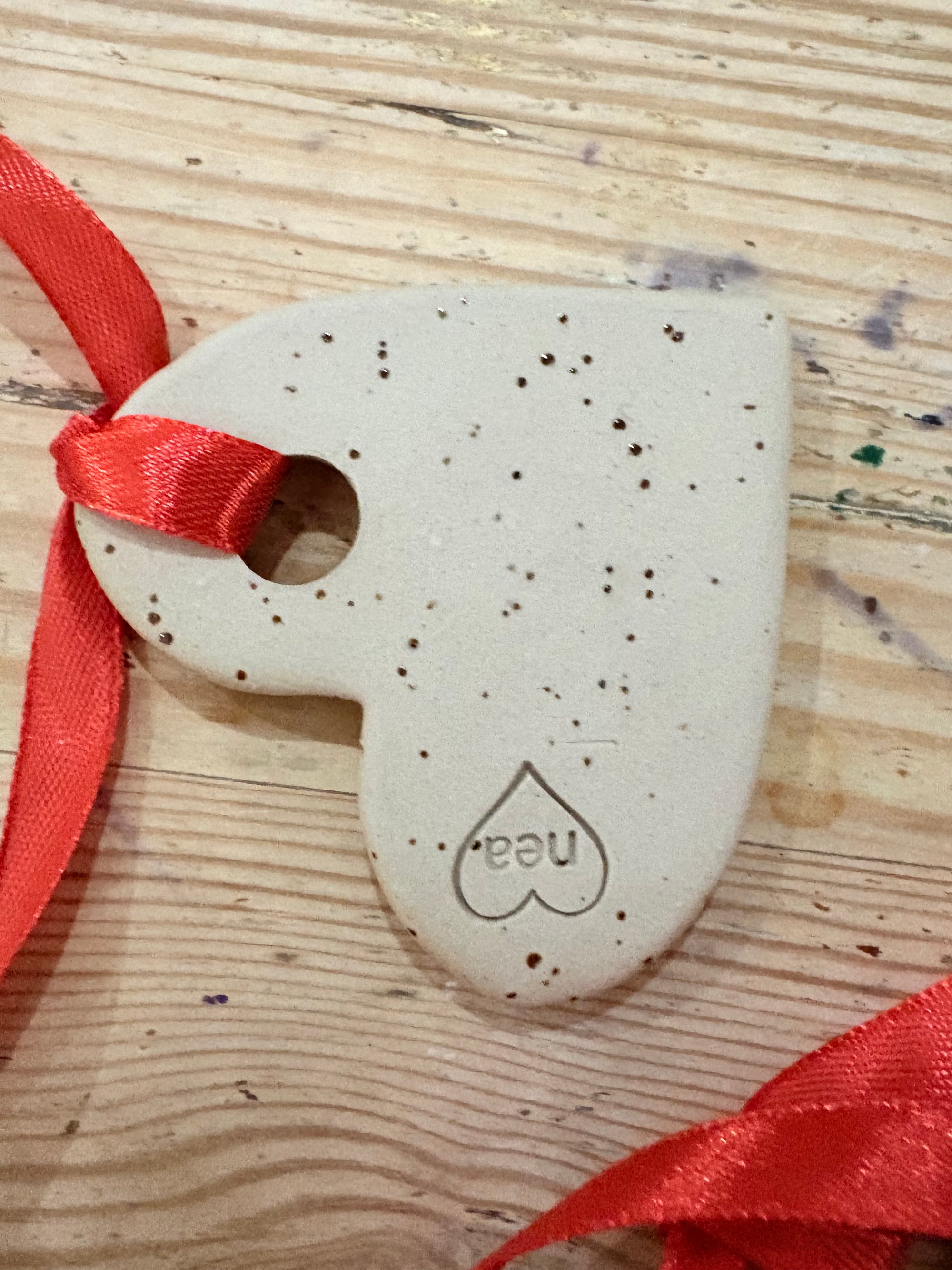 “Ho fucking ho ” hanging decoration (red and white, large)