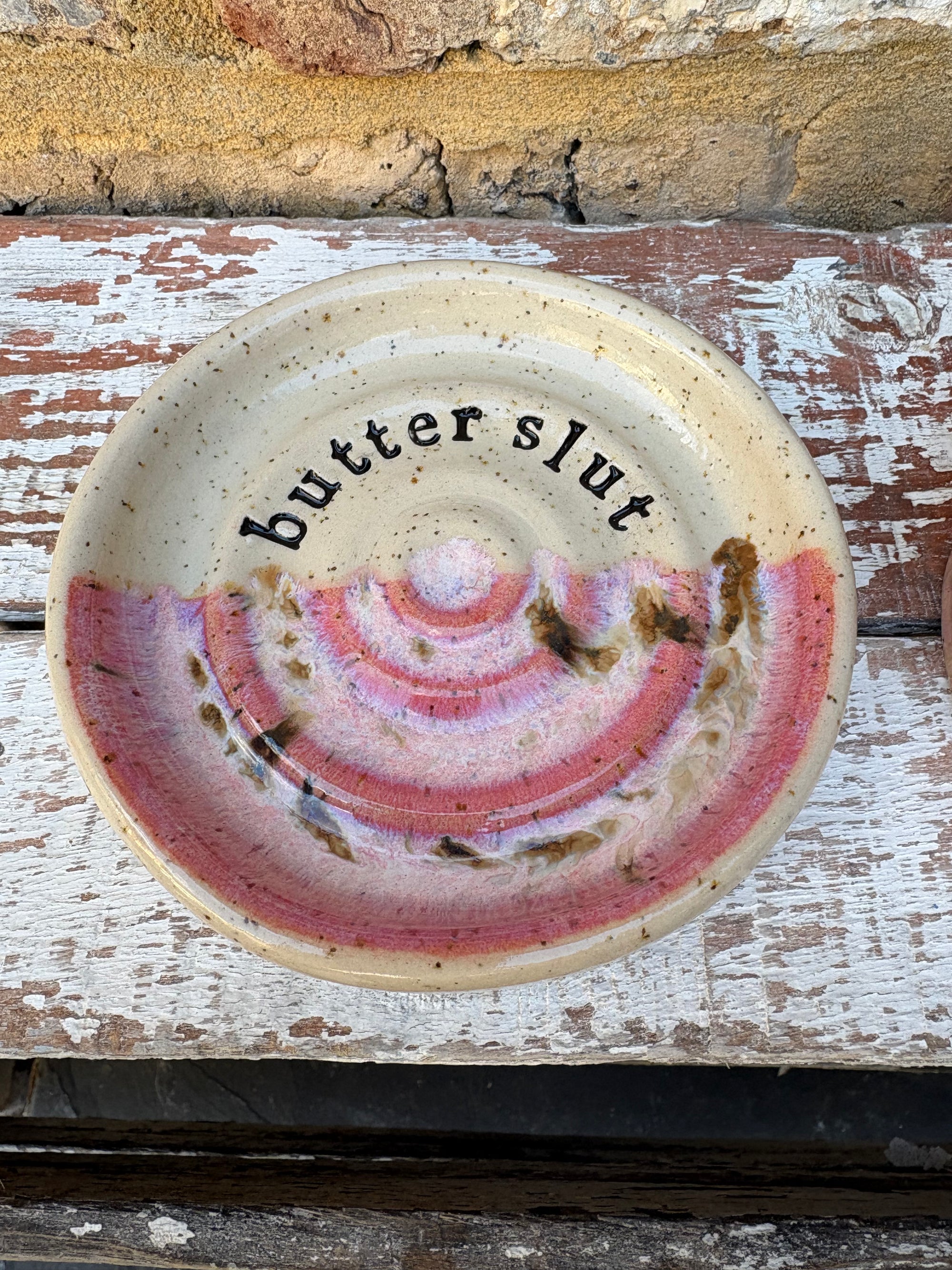Table Butter Dish (butter slut, pink)