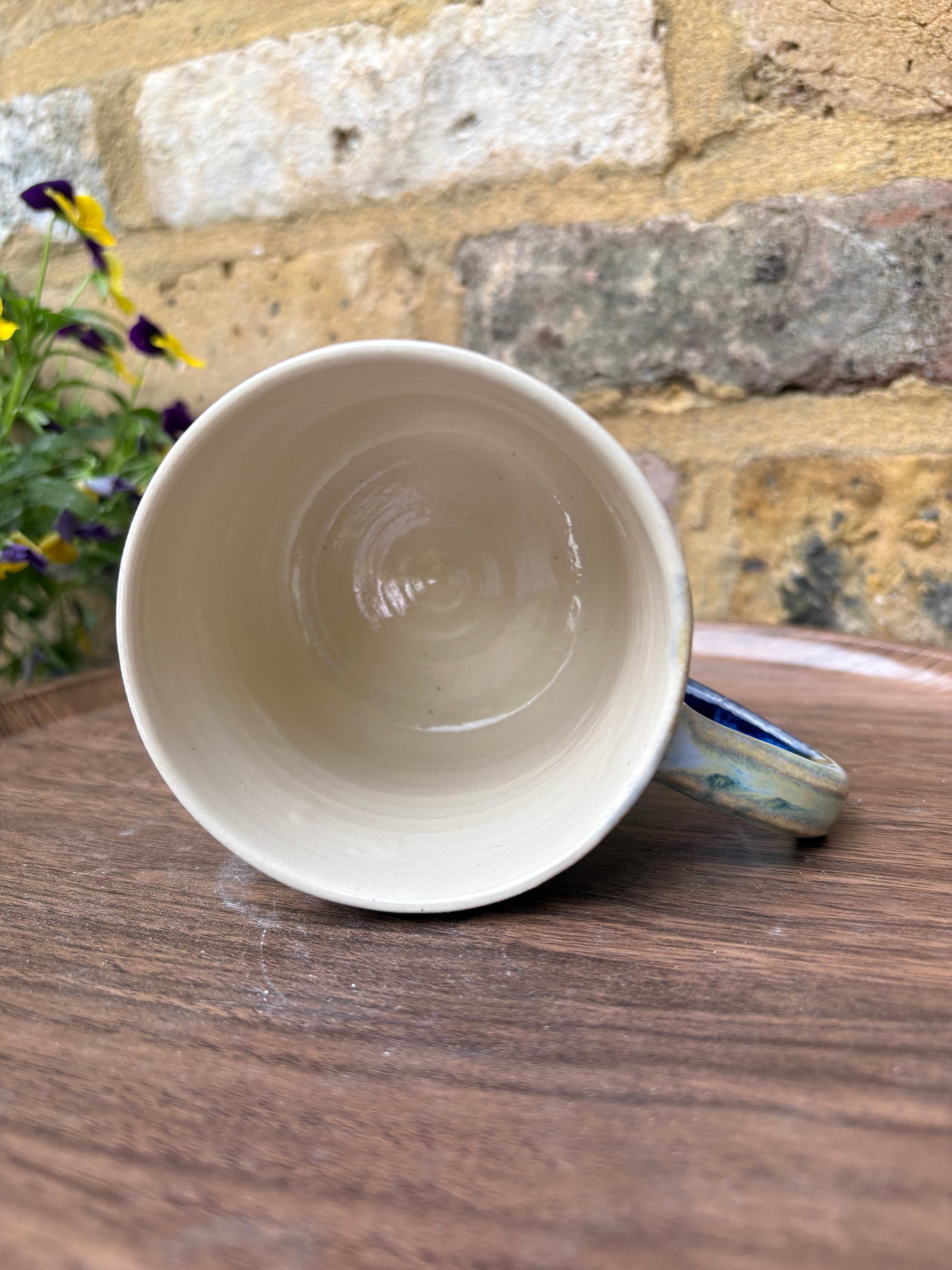 "I 🩷 meetings” "everyone in this meeting is a cunt" mug (blues, small, 240ml)