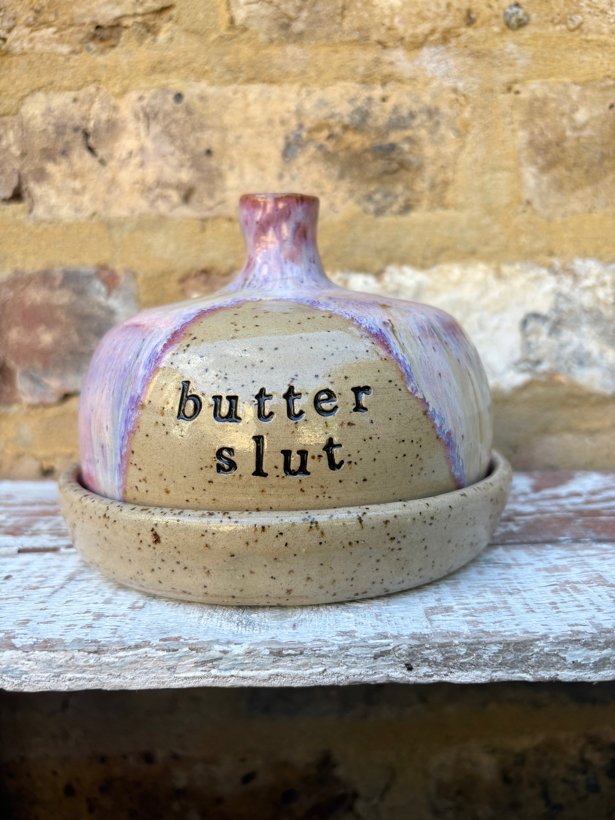 Butter Dish (butter slut, pink wood, flecked clay, knob)