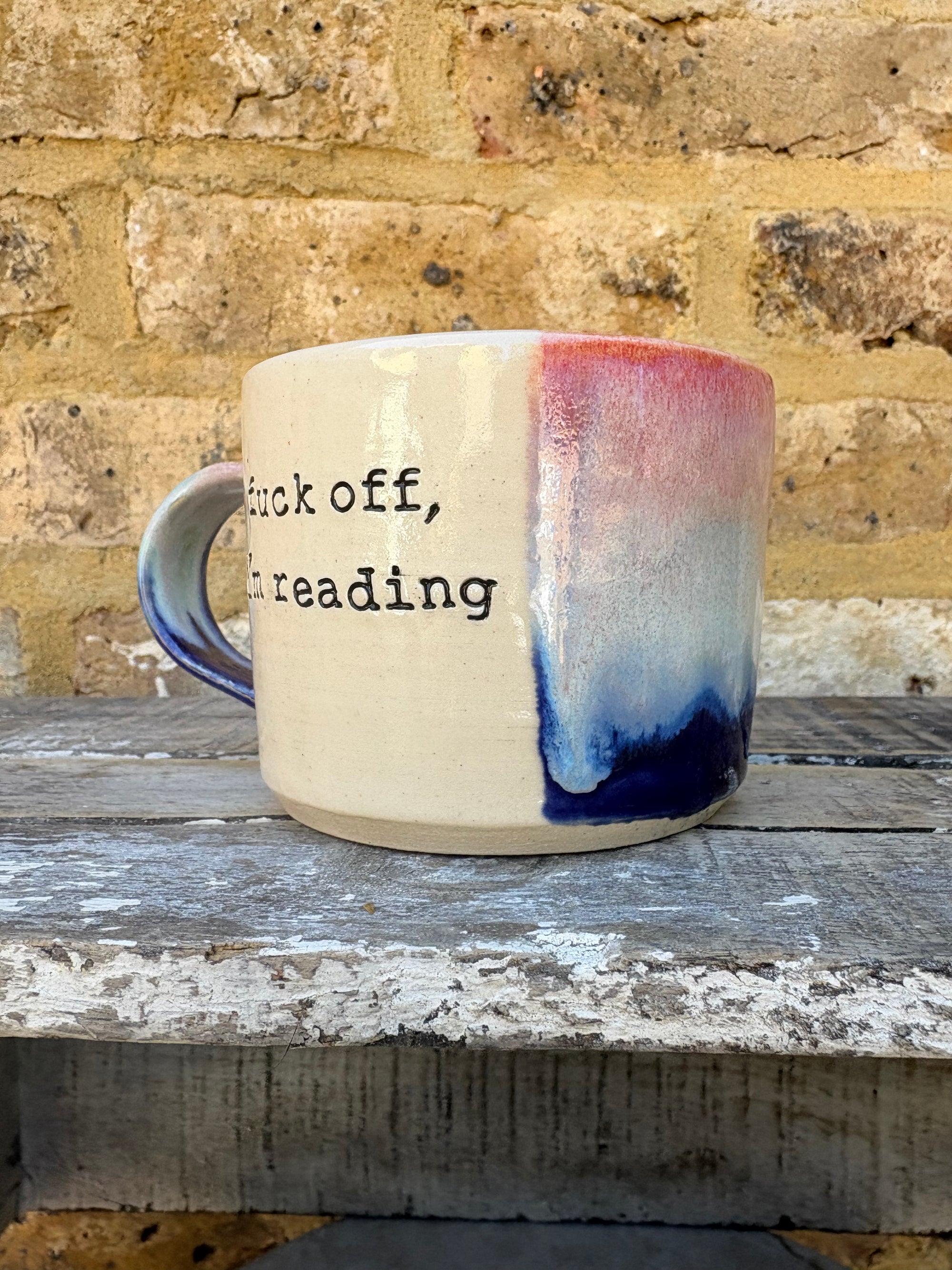 “Fuck off i'm reading" mug (Pink Night Sky, 280ml)