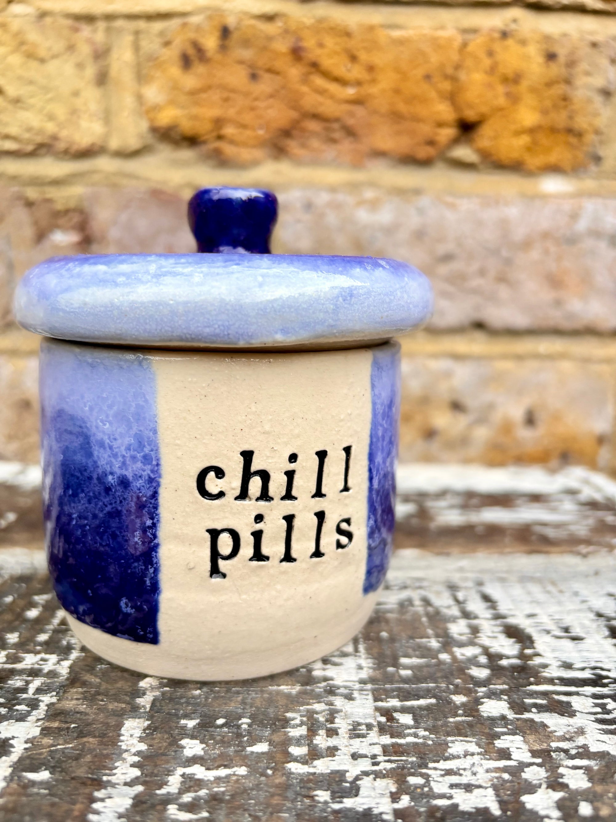 "chill pills" lidded pot (blue)