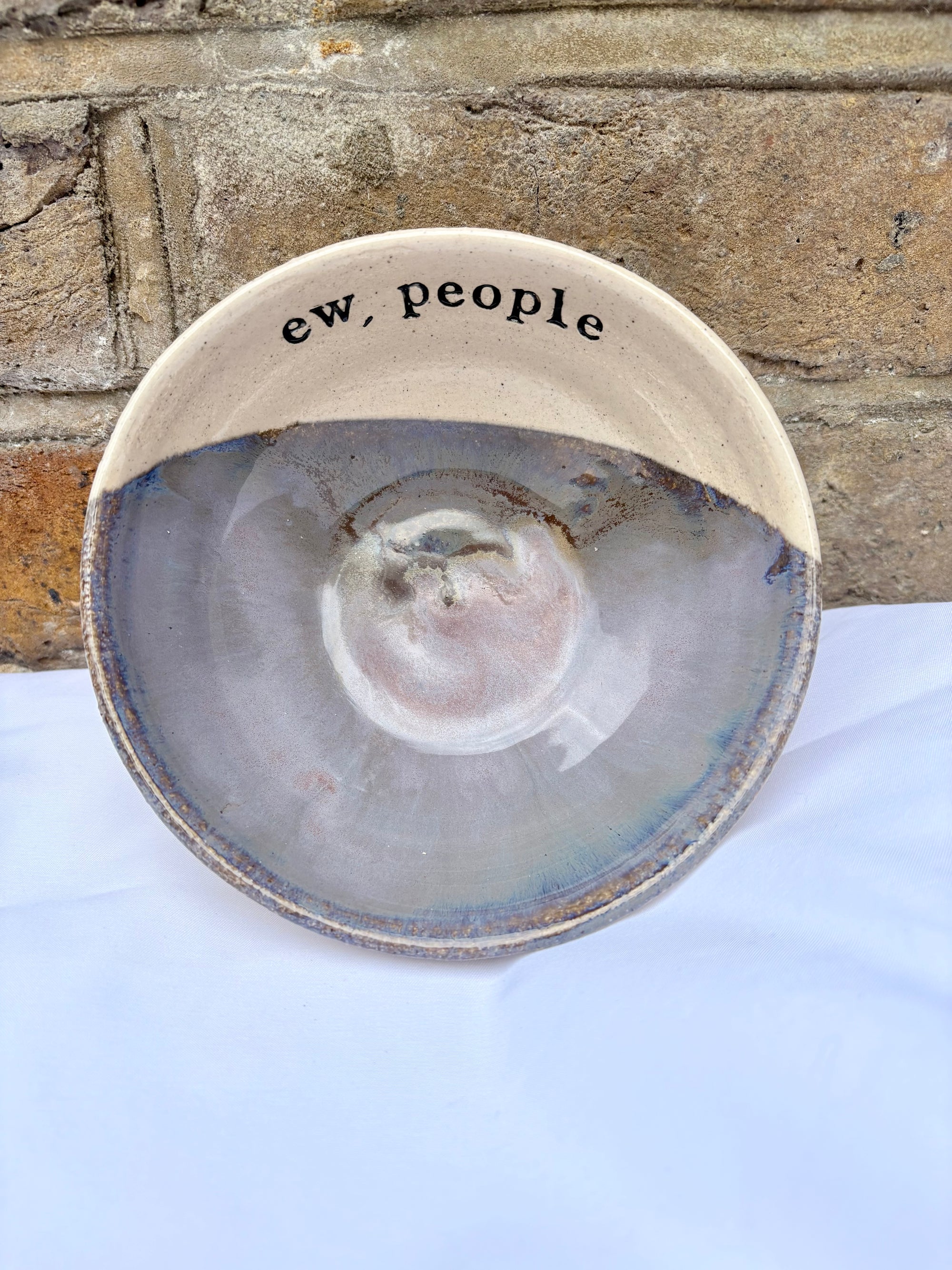 "people ew" bowl (Lavender Sky)