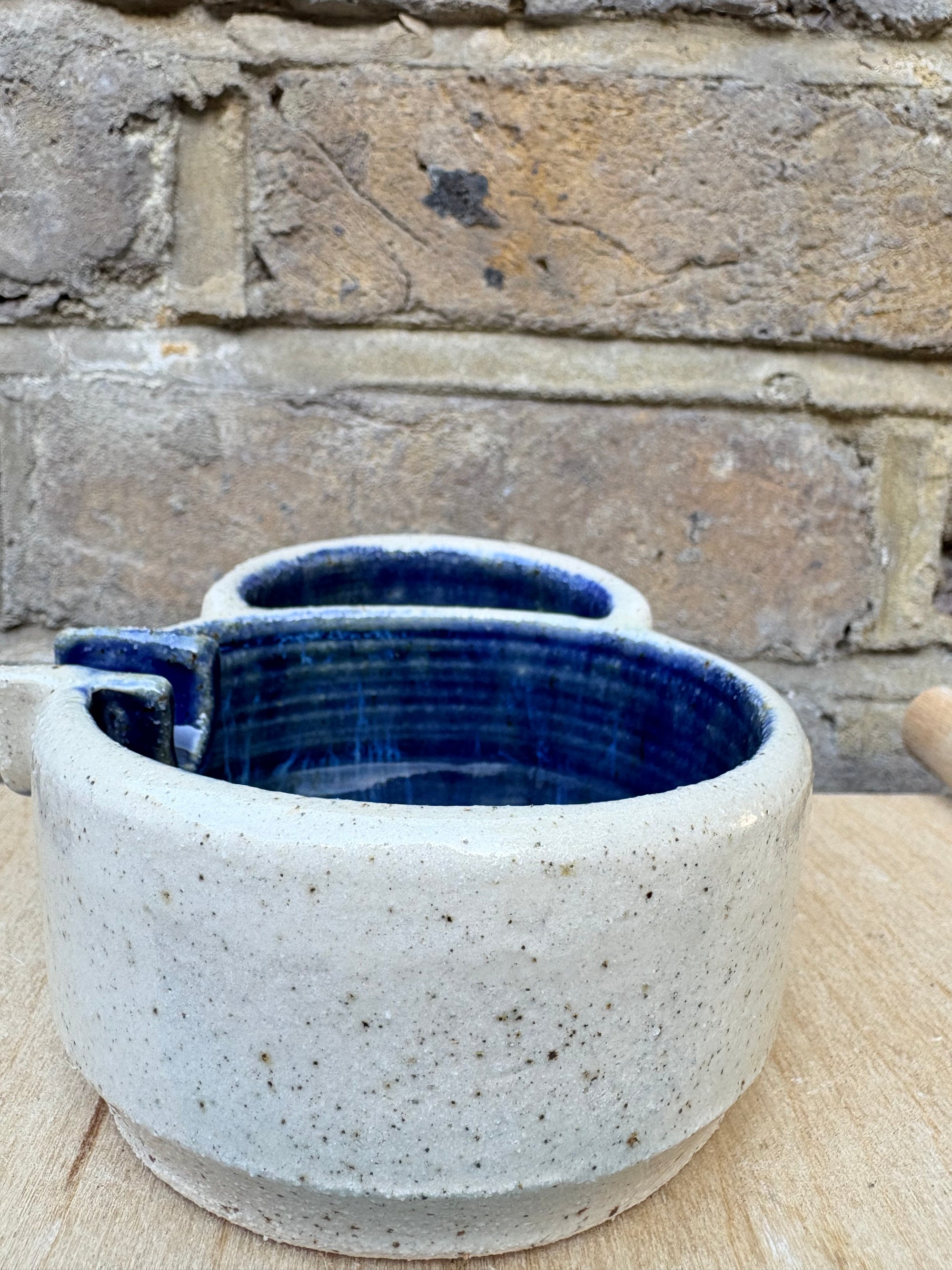 Ashtray with lighter holder (deep blue)