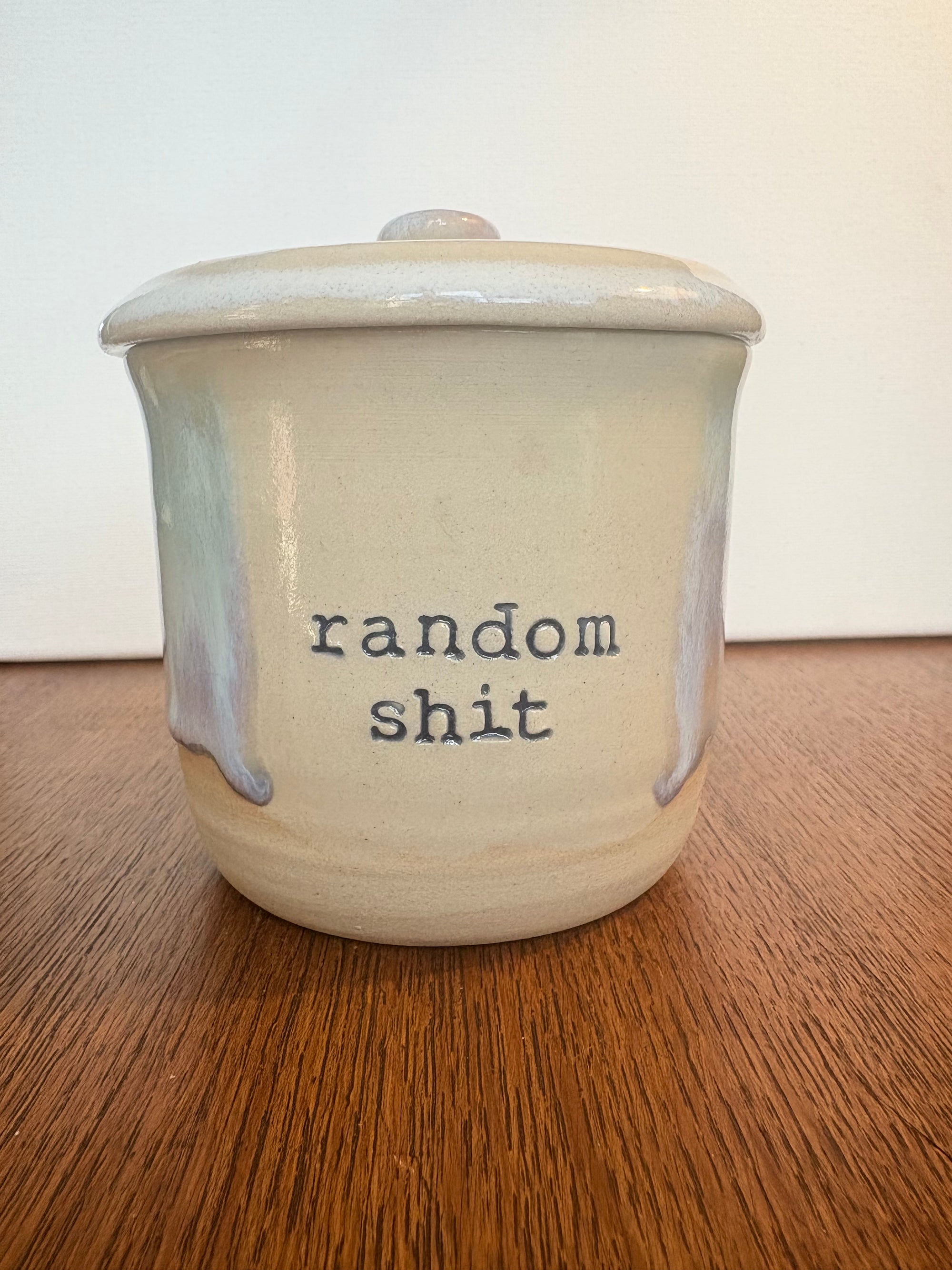"random shit" lidded pot (oyster lilac)