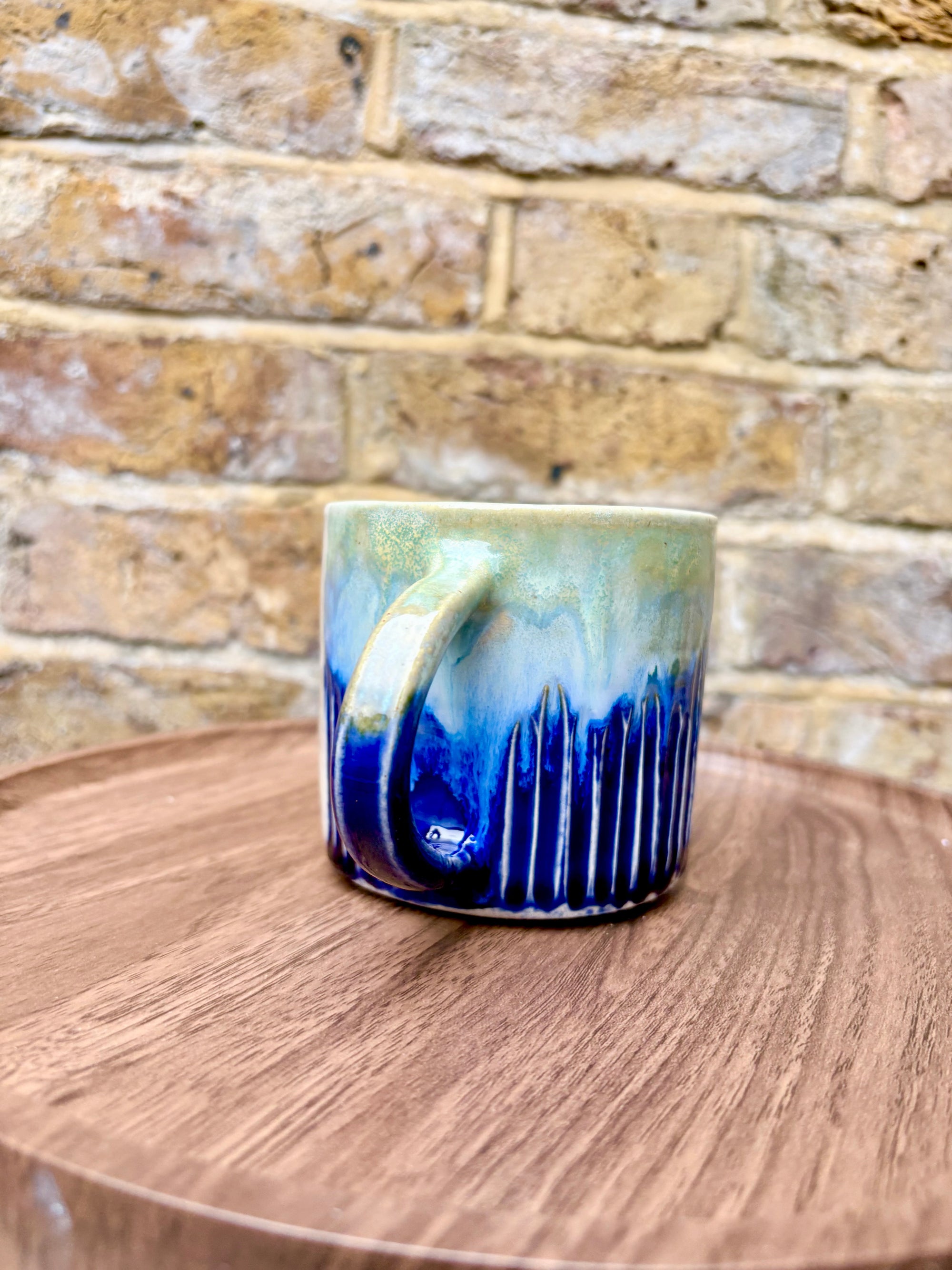 "no one knows what the fuck they're doing" mug (320ml, blue/green)