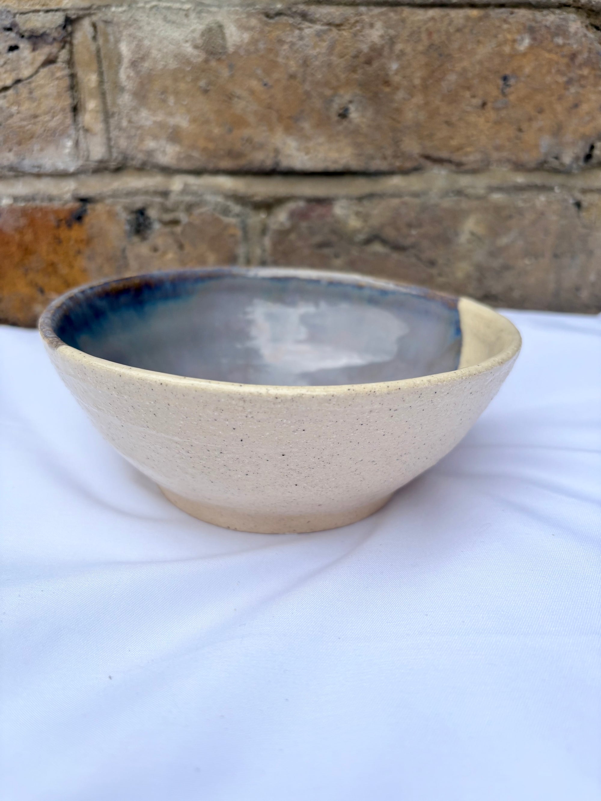 "people ew" bowl (Lavender Sky)