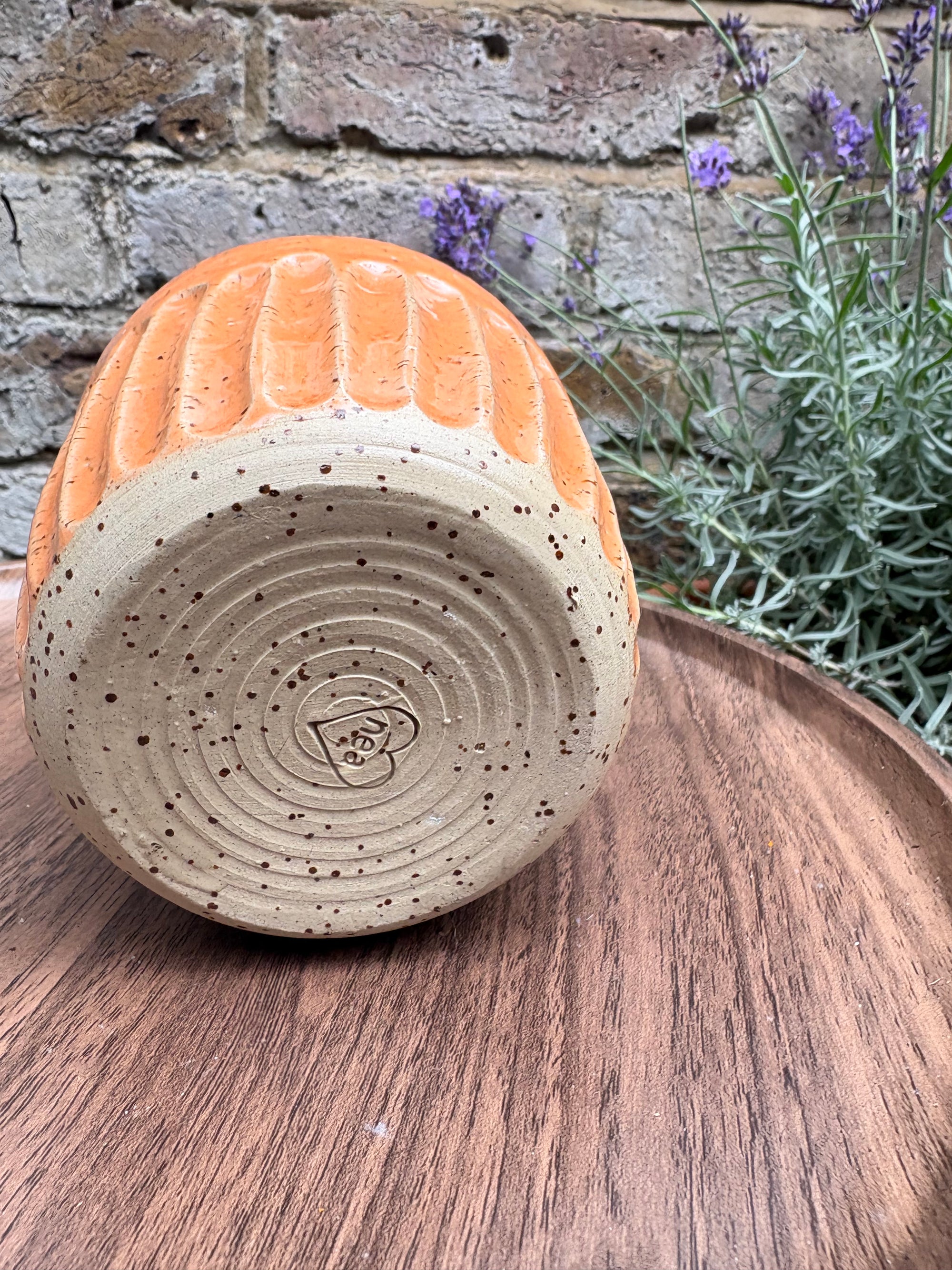 "fuck off, i'm watching the traitors" mug (no handle/orange/grooves, 350ml)