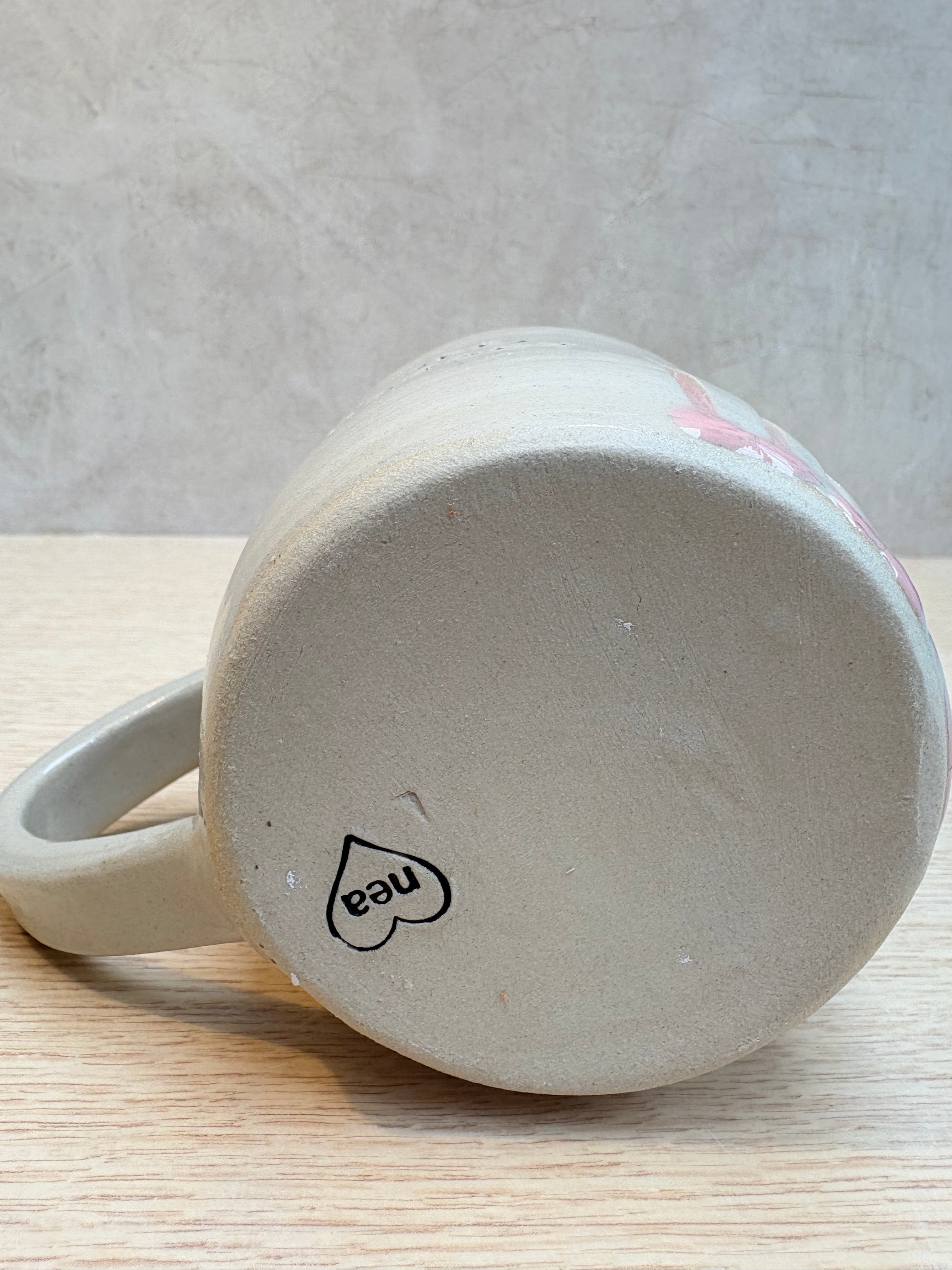“Fuck off i'm reading" mug (Pale Pink Grooves)