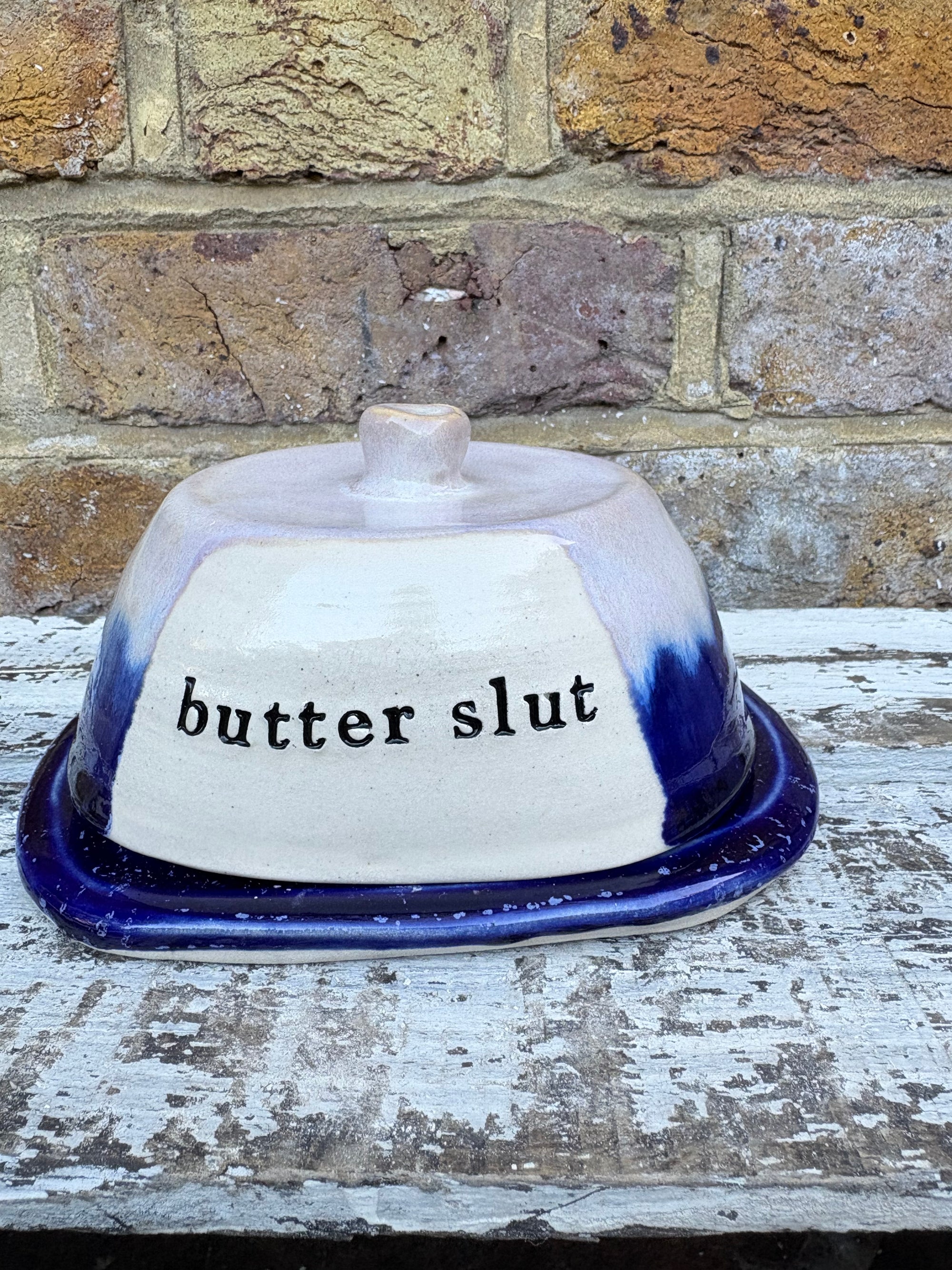 Butter Dish (butter slut, lilac/blue)