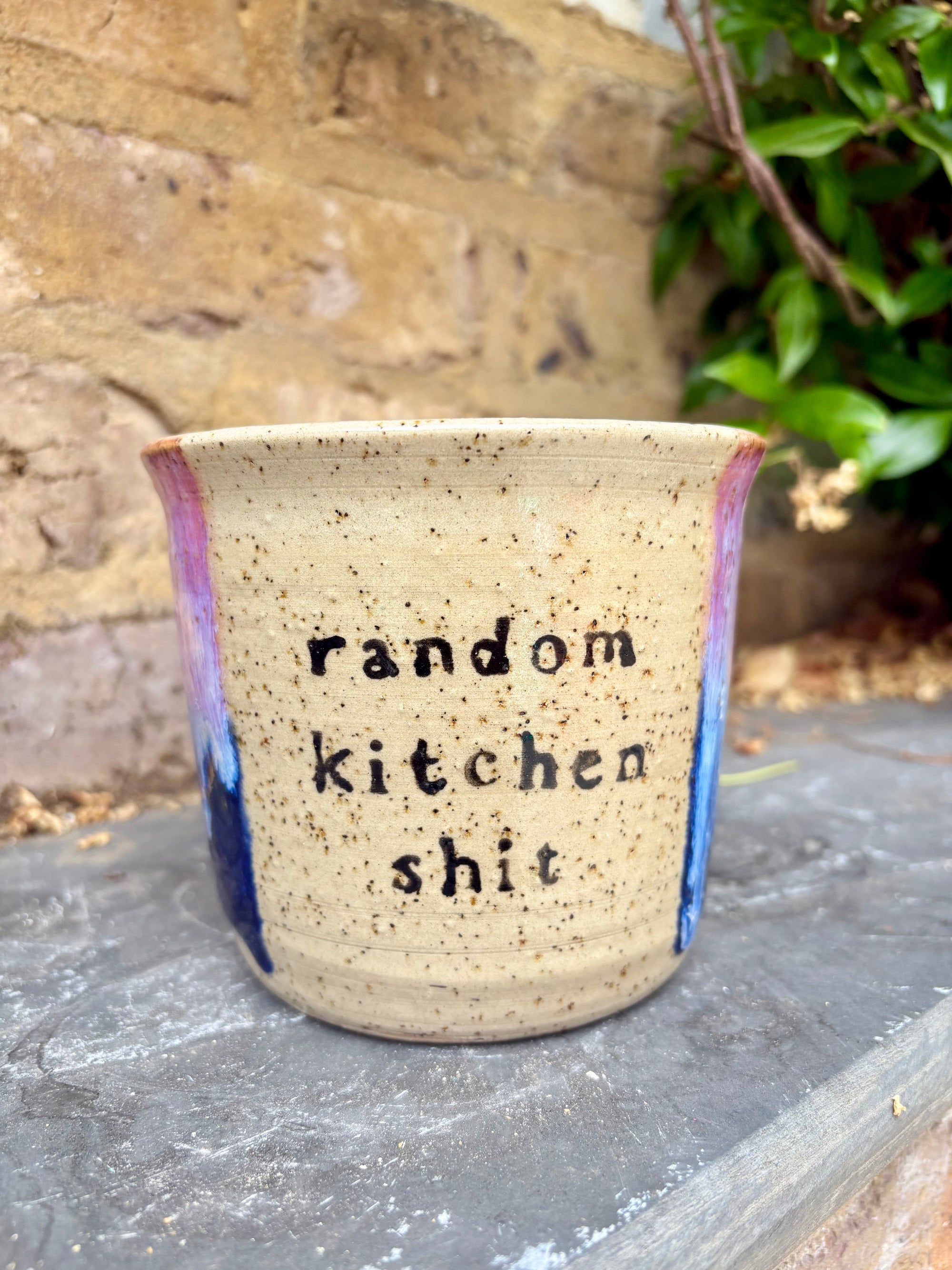 "random kitchen shit" utensil holder (pink/ blue/ speckled clay)