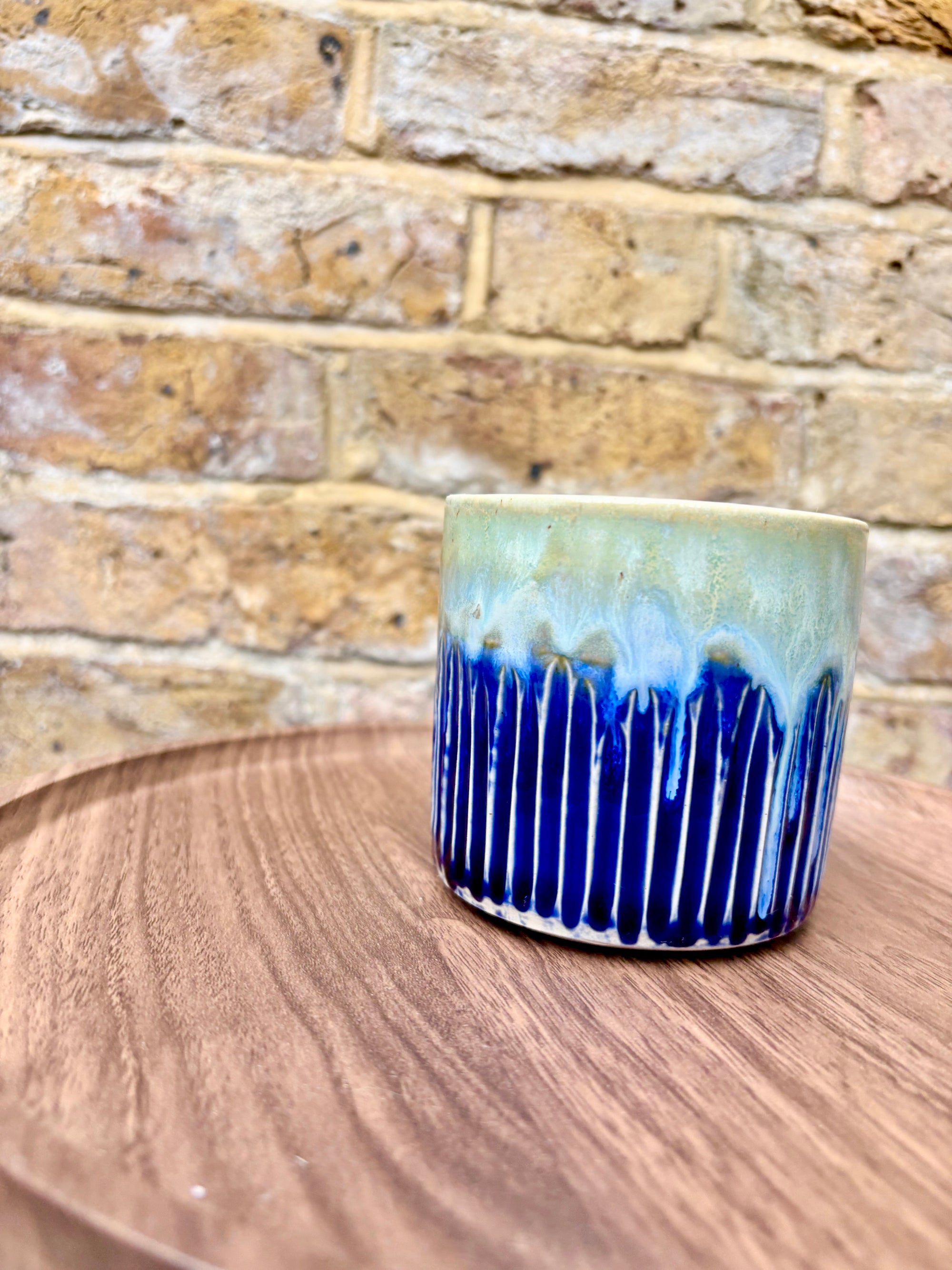 "no one knows what the fuck they're doing" mug (320ml, blue/green)