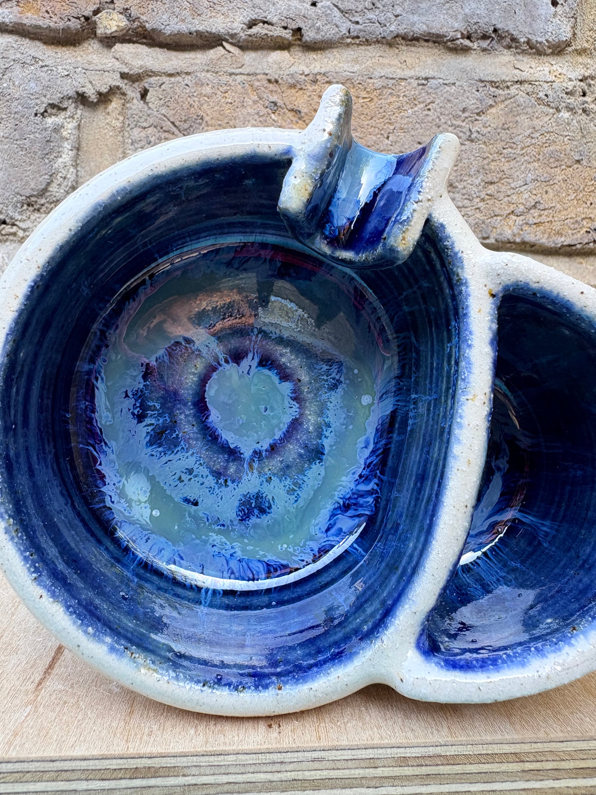 Ashtray with lighter holder (deep blue)