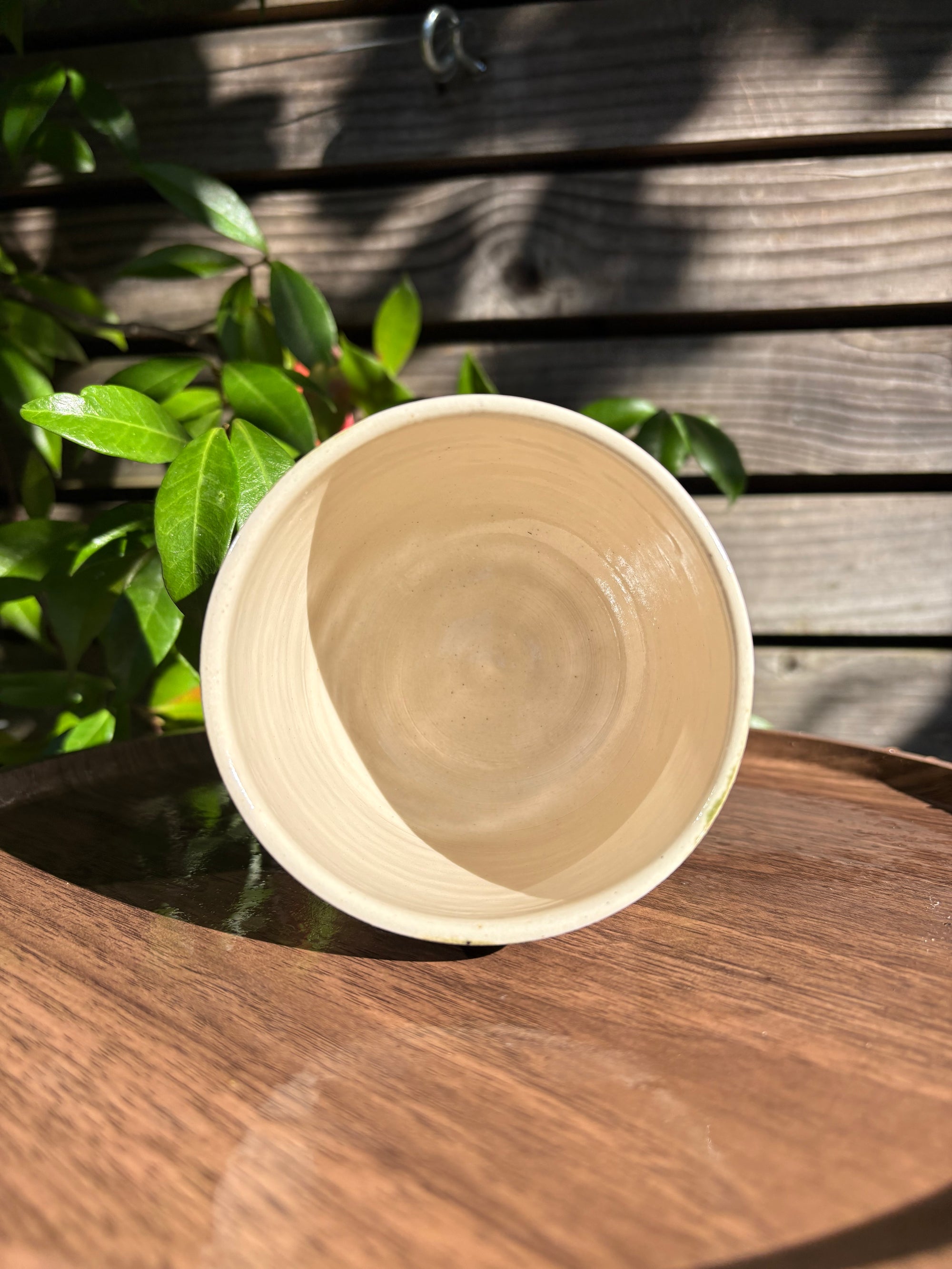 "fuck off, i'm watching the traitors" mug (no handle/green speckle, 300ml)