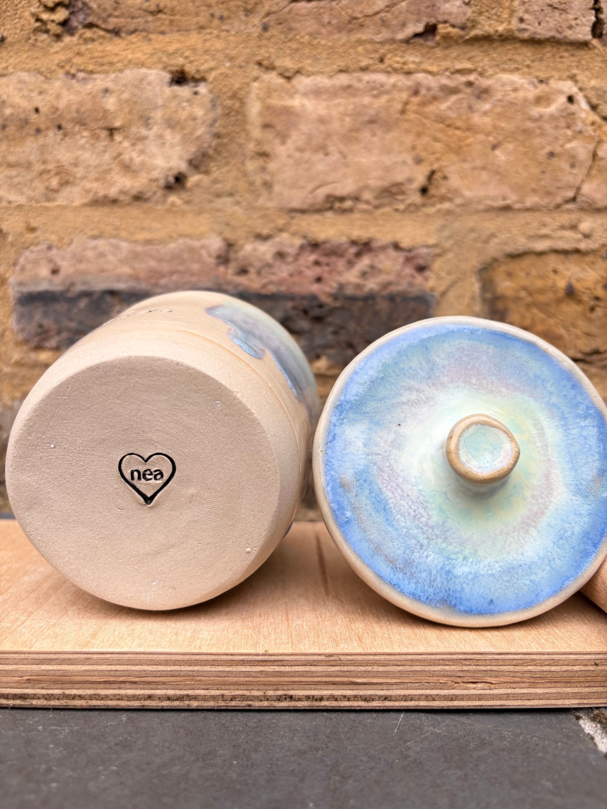“all the good drugs" lidded pot (oyster blue)