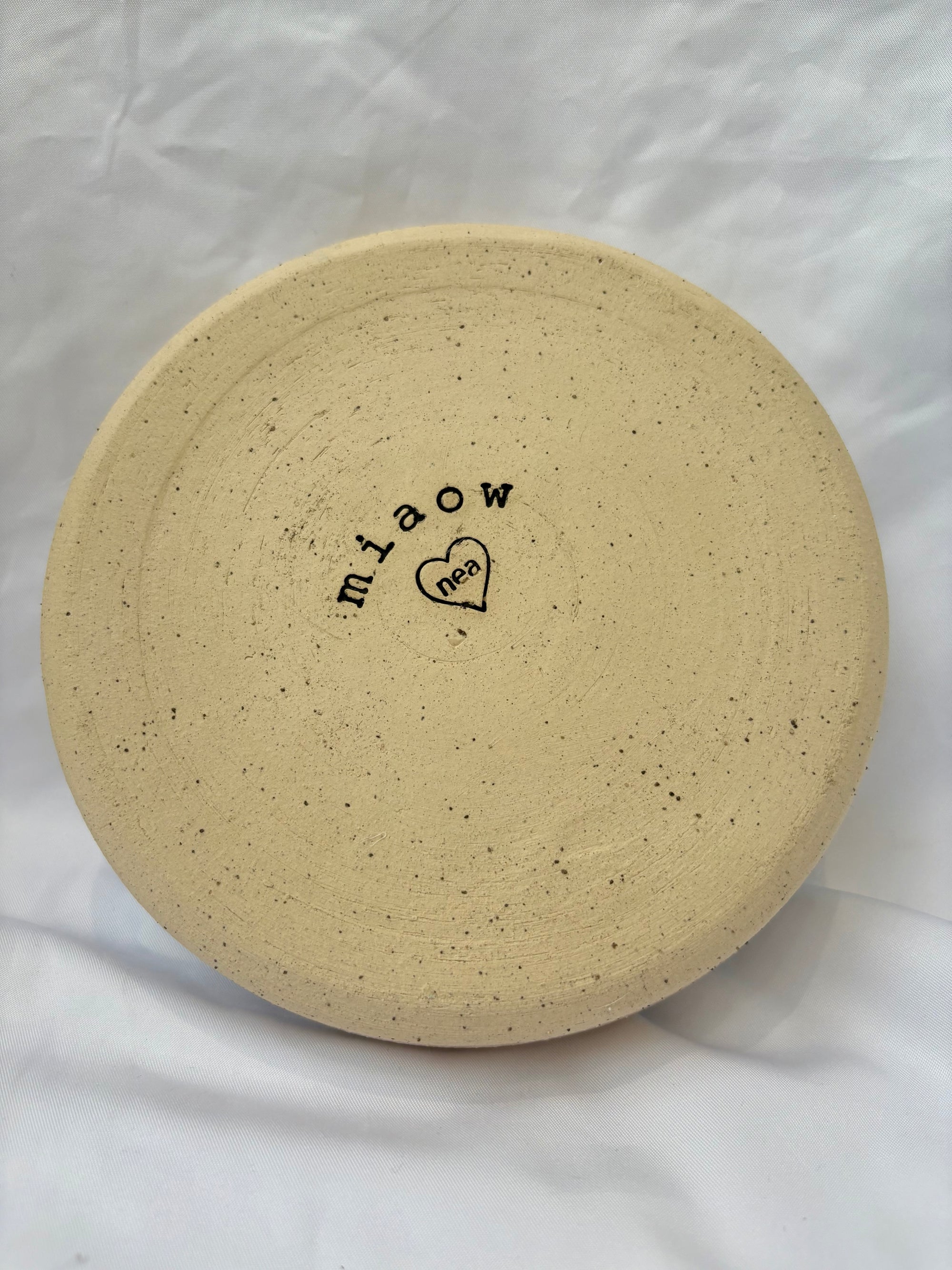 “karma is a cat” cat bowl (large purple)