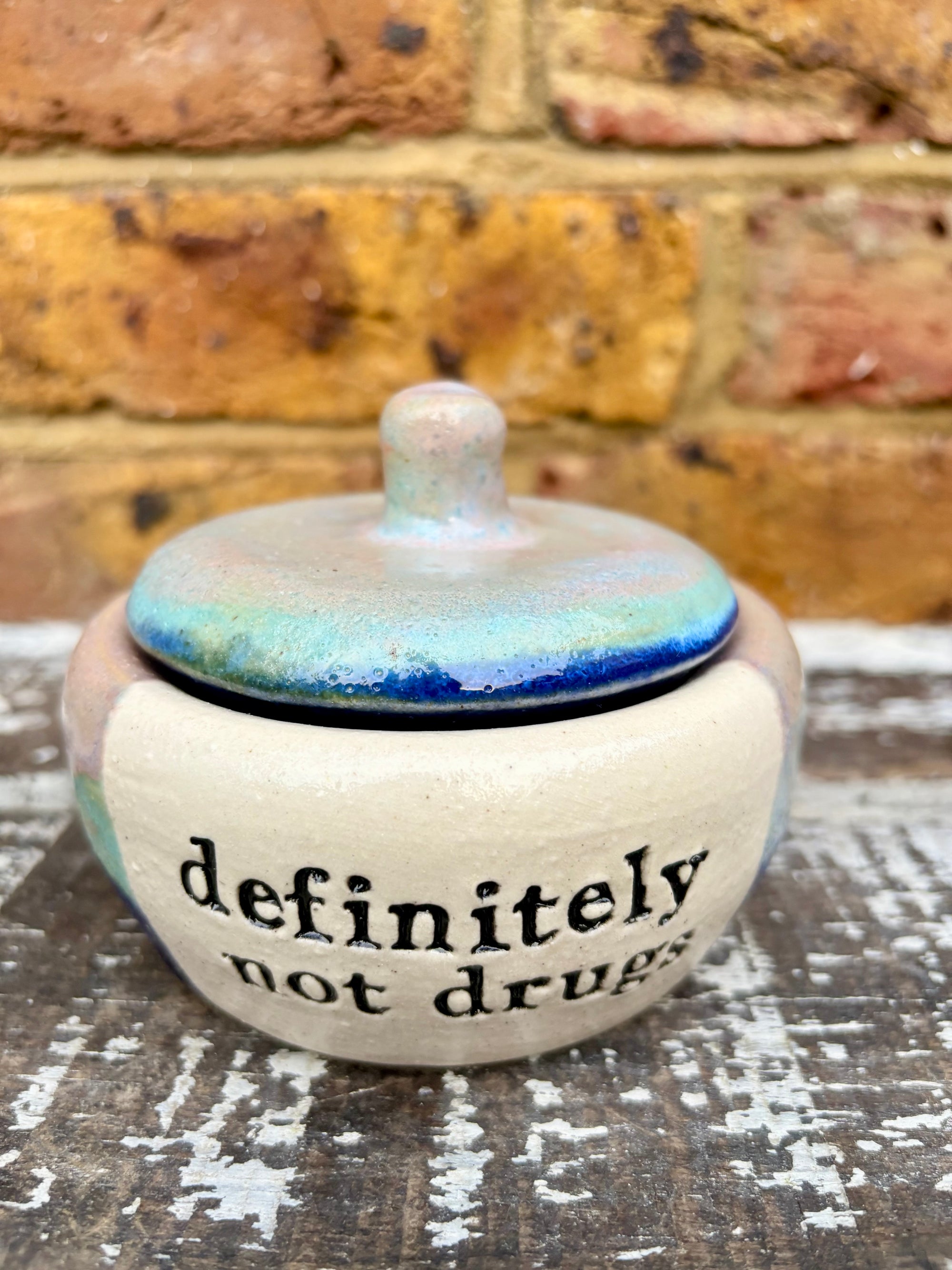 "definitely not drugs" lidded pot (blue night sky)