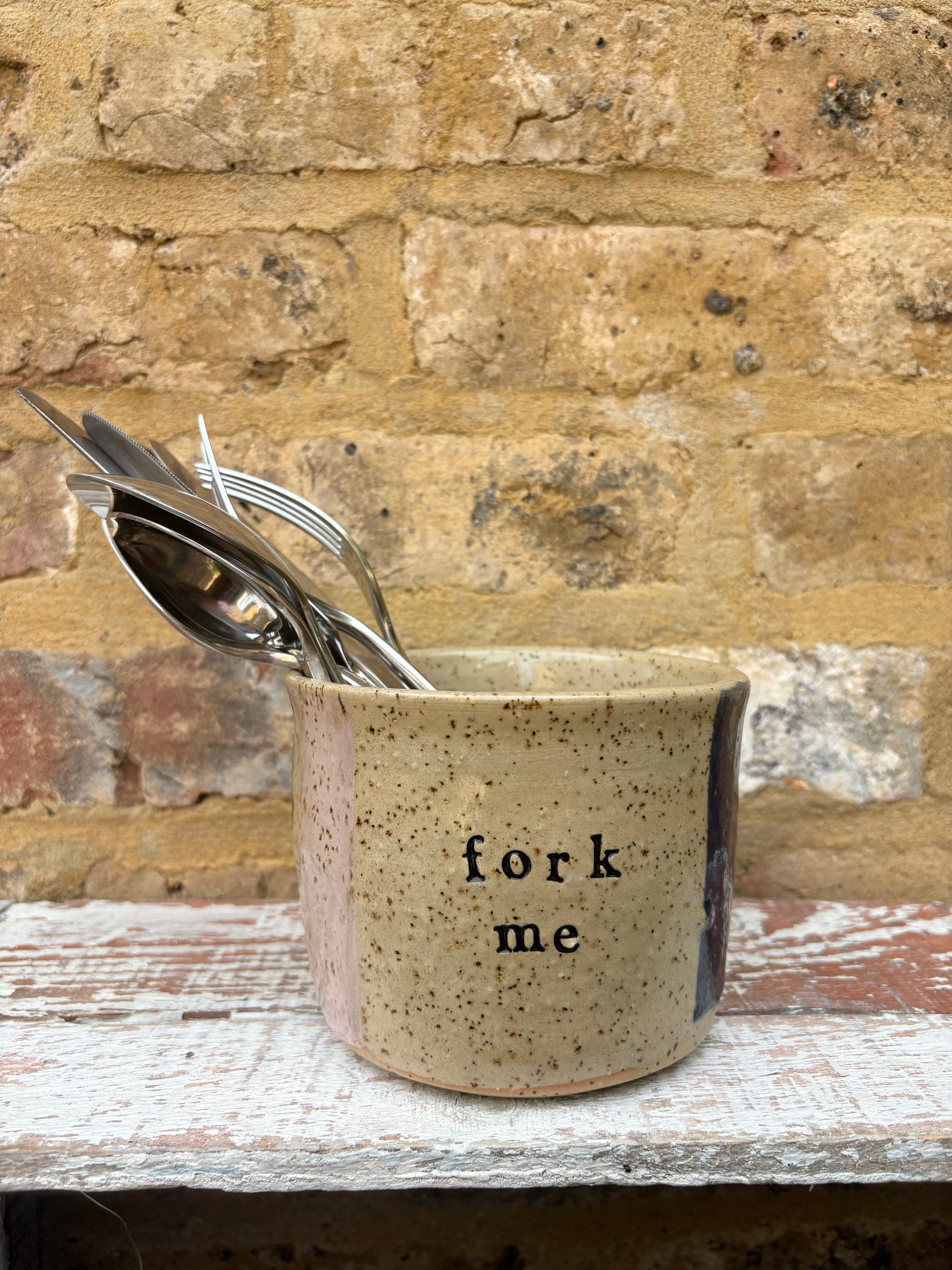 "fork me” utensil holder (pink/blue stripe)