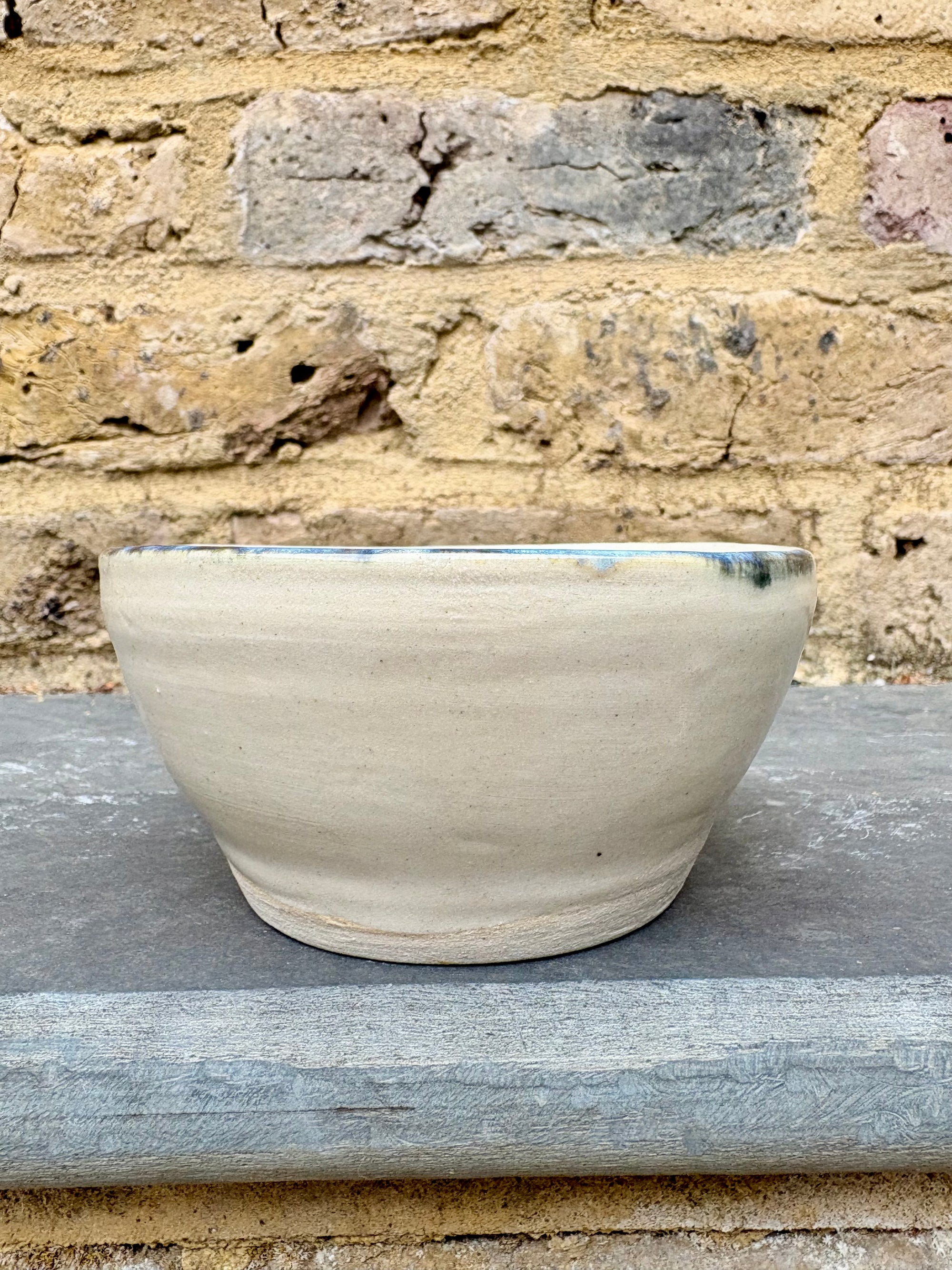 "eat me out" snack bowl