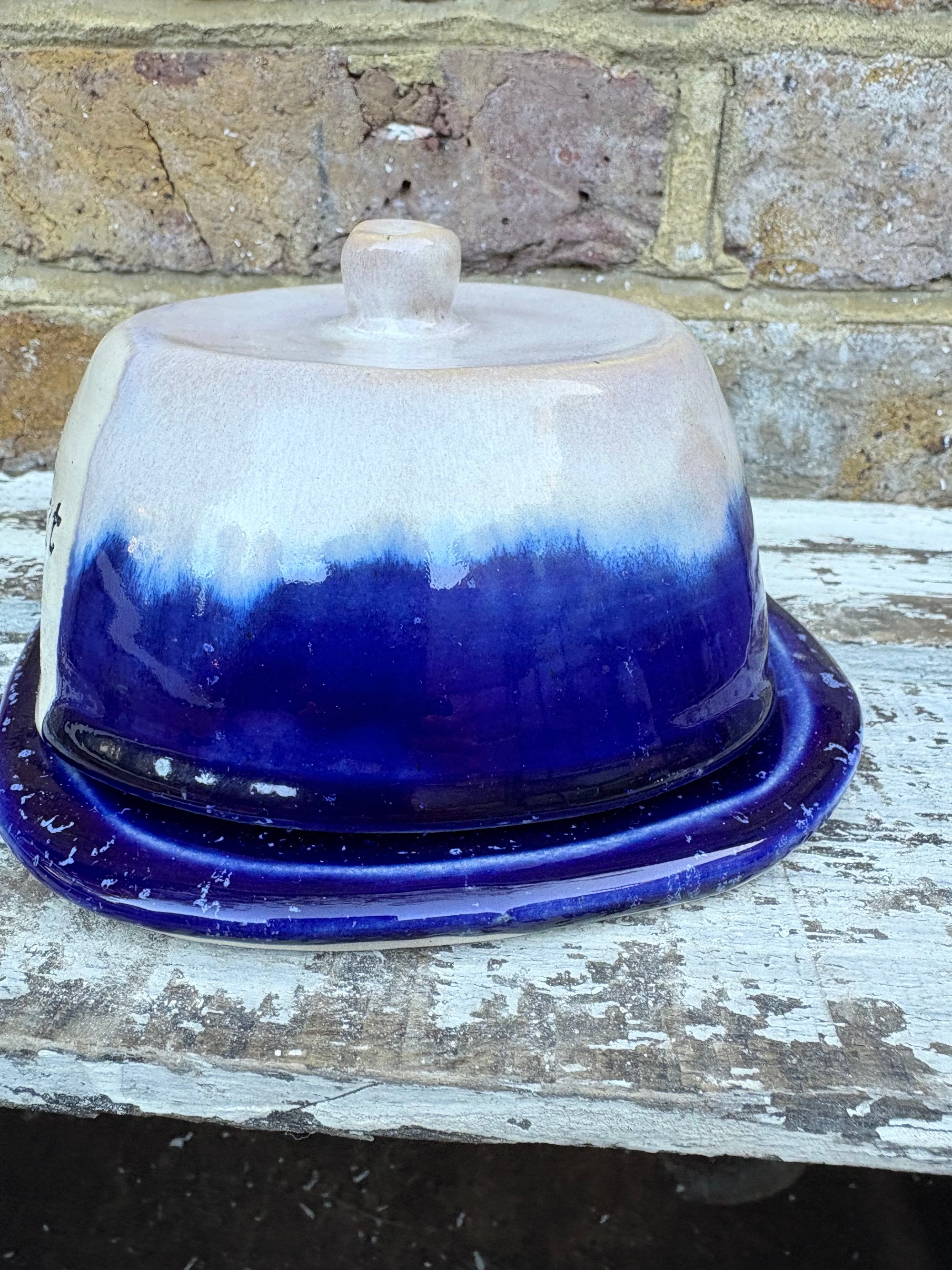 Butter Dish (butter slut, lilac/blue)