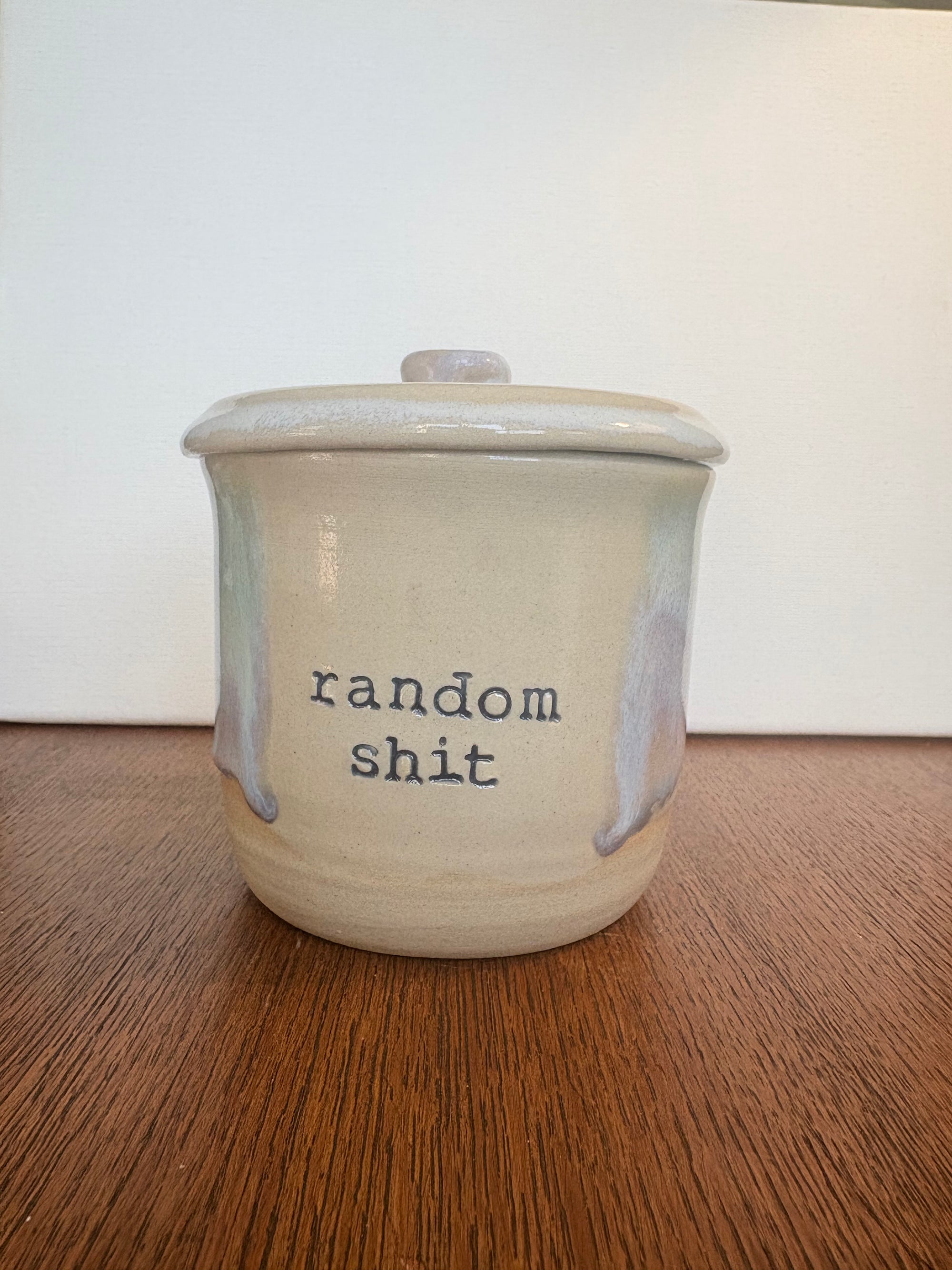 "random shit" lidded pot (oyster lilac)