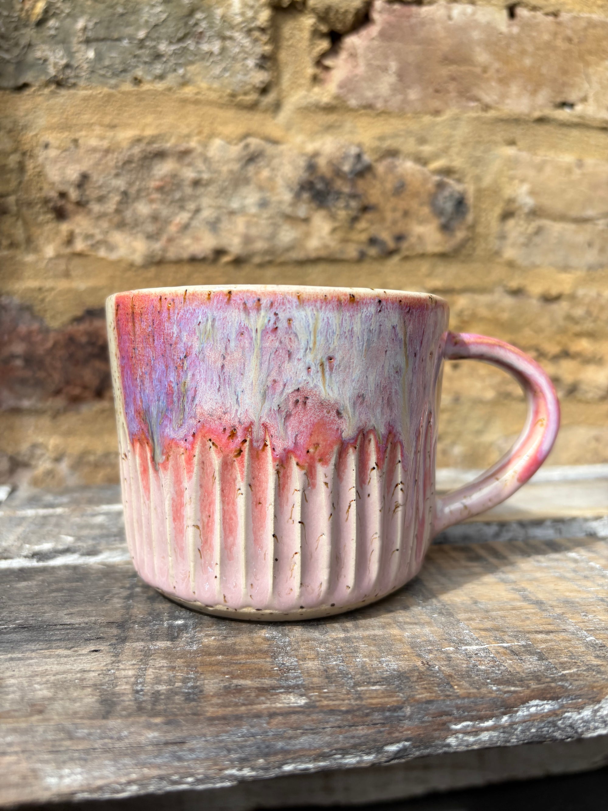 ""there's no "h" in "aitch" except that one" mug (pink)