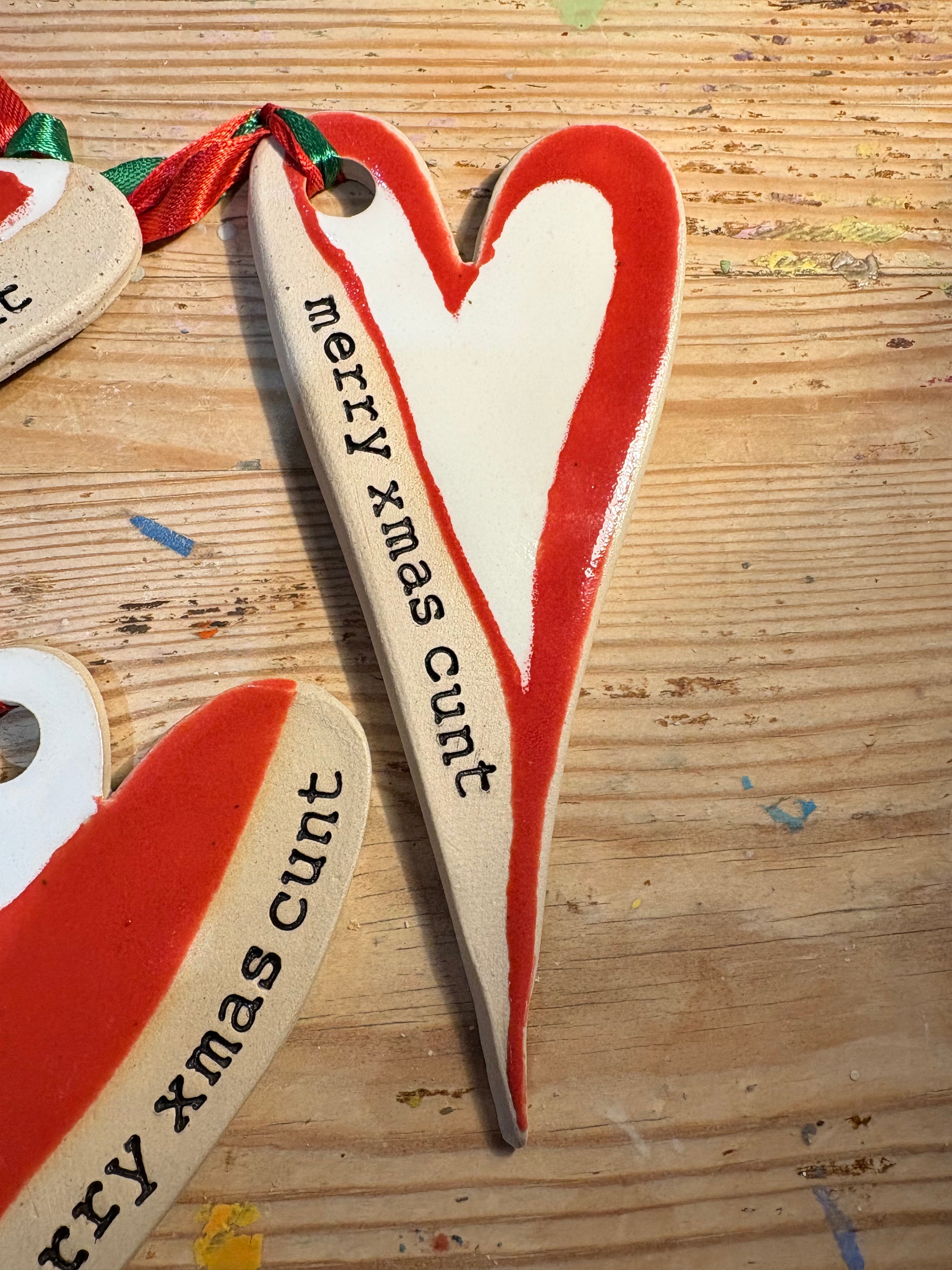 “merry xmas cunt” hanging decoration (red and white, large)