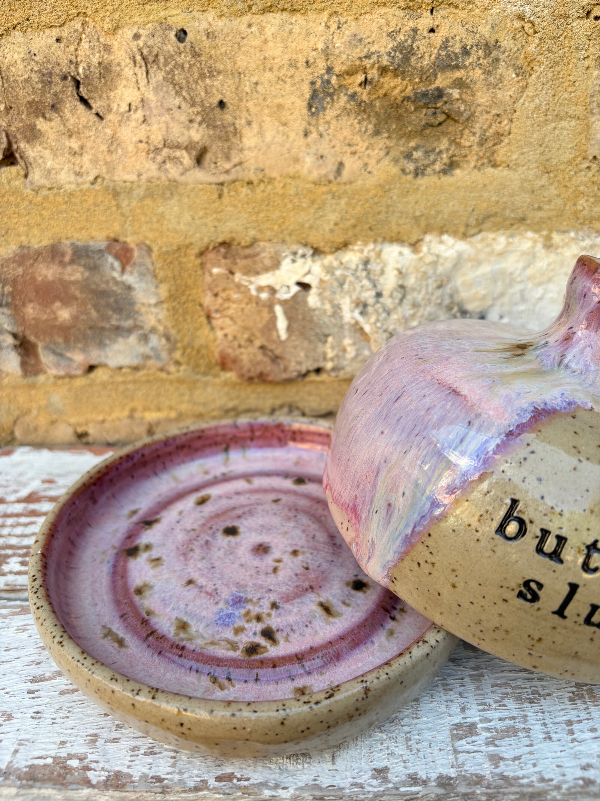 Butter Dish (butter slut, pink wood, flecked clay, knob)