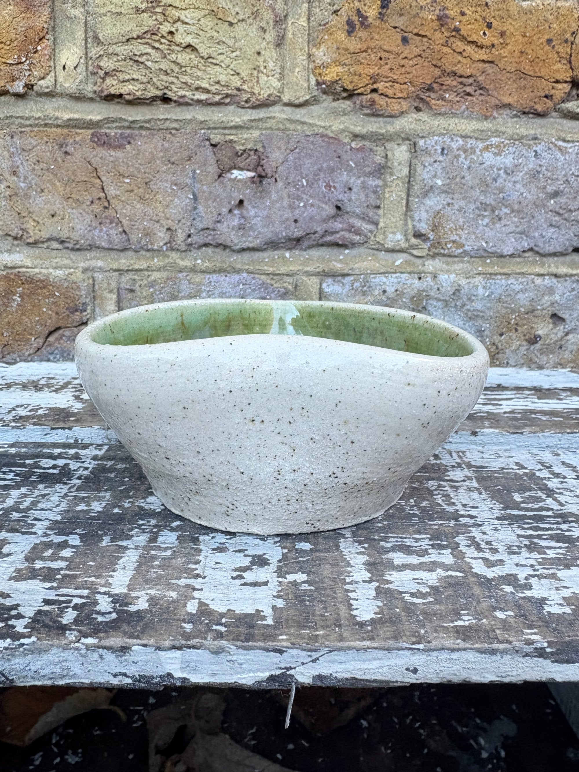 “all you need is love" snack bowl (green dream)