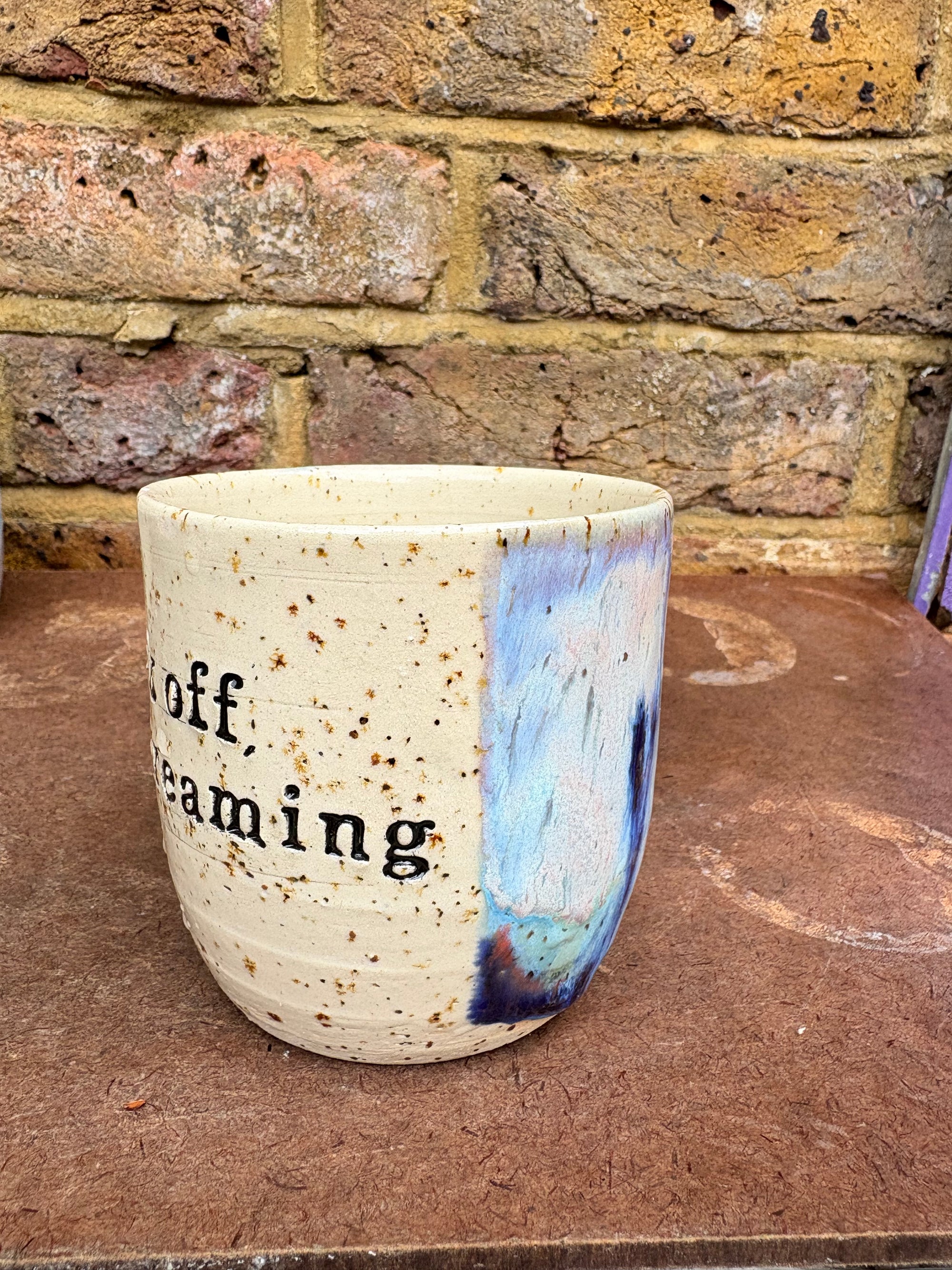 “Fuck off i'm dreaming" mug (pink night sky)