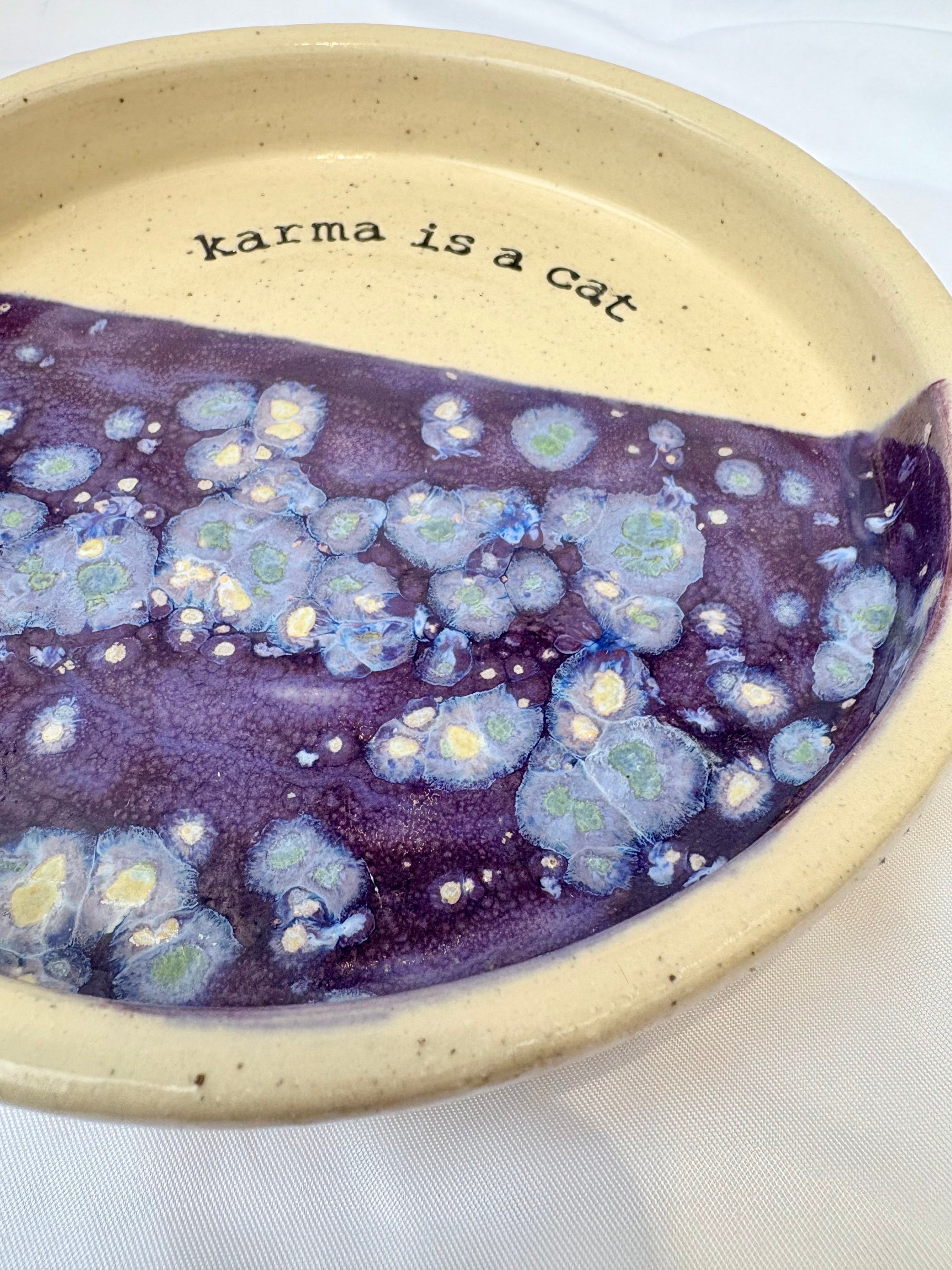 “karma is a cat” cat bowl (large purple)