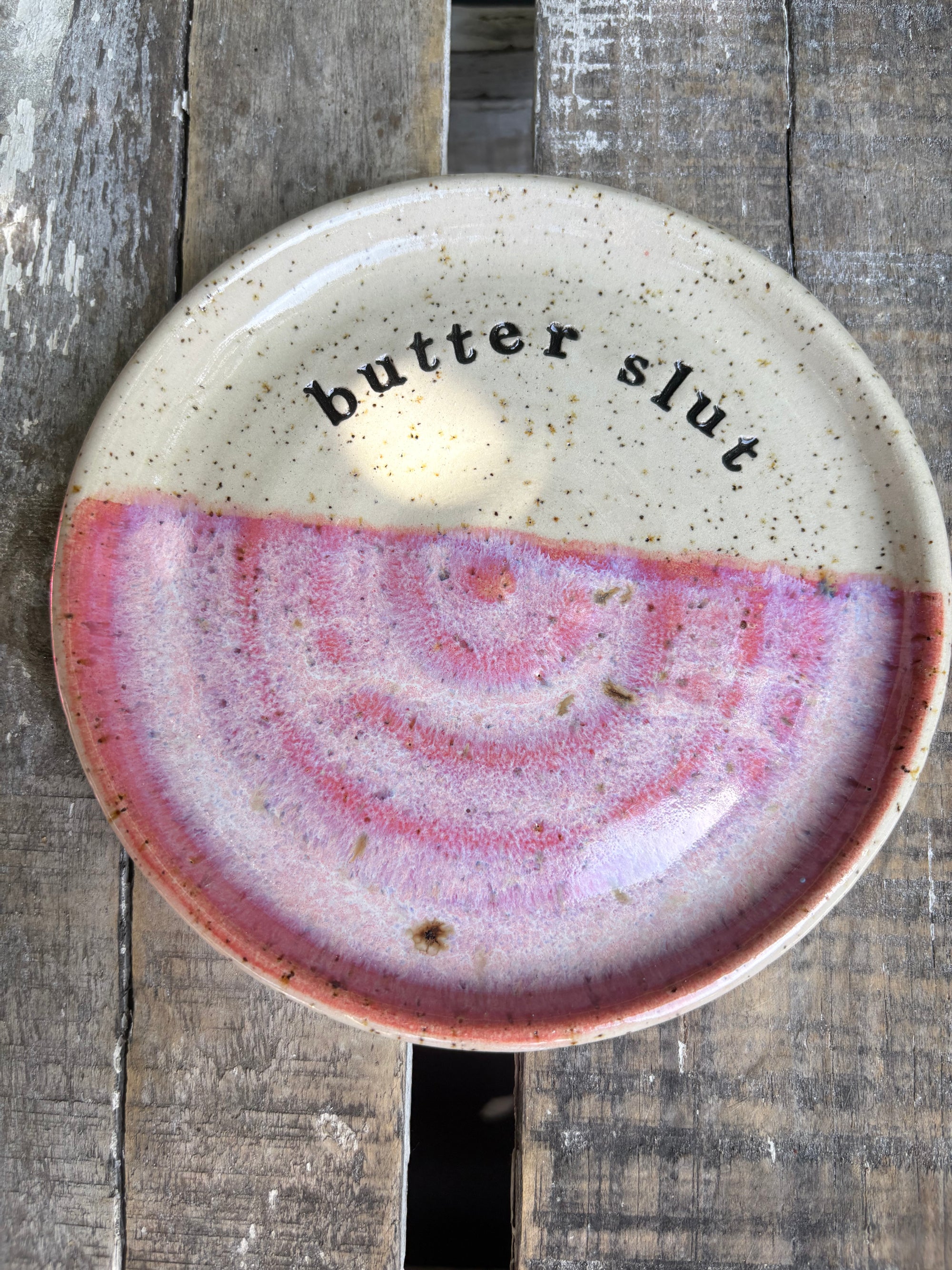 Butter Dish (butter slut, pink wood, flecked clay, knob)