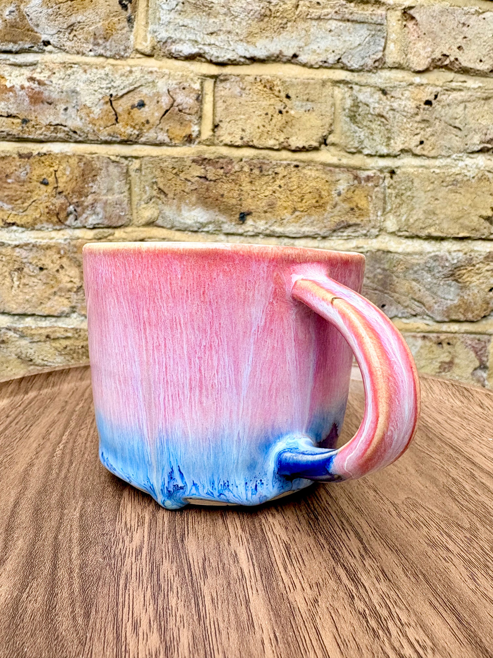 “Fuck off i'm reading" mug (Pink/blue/cream)