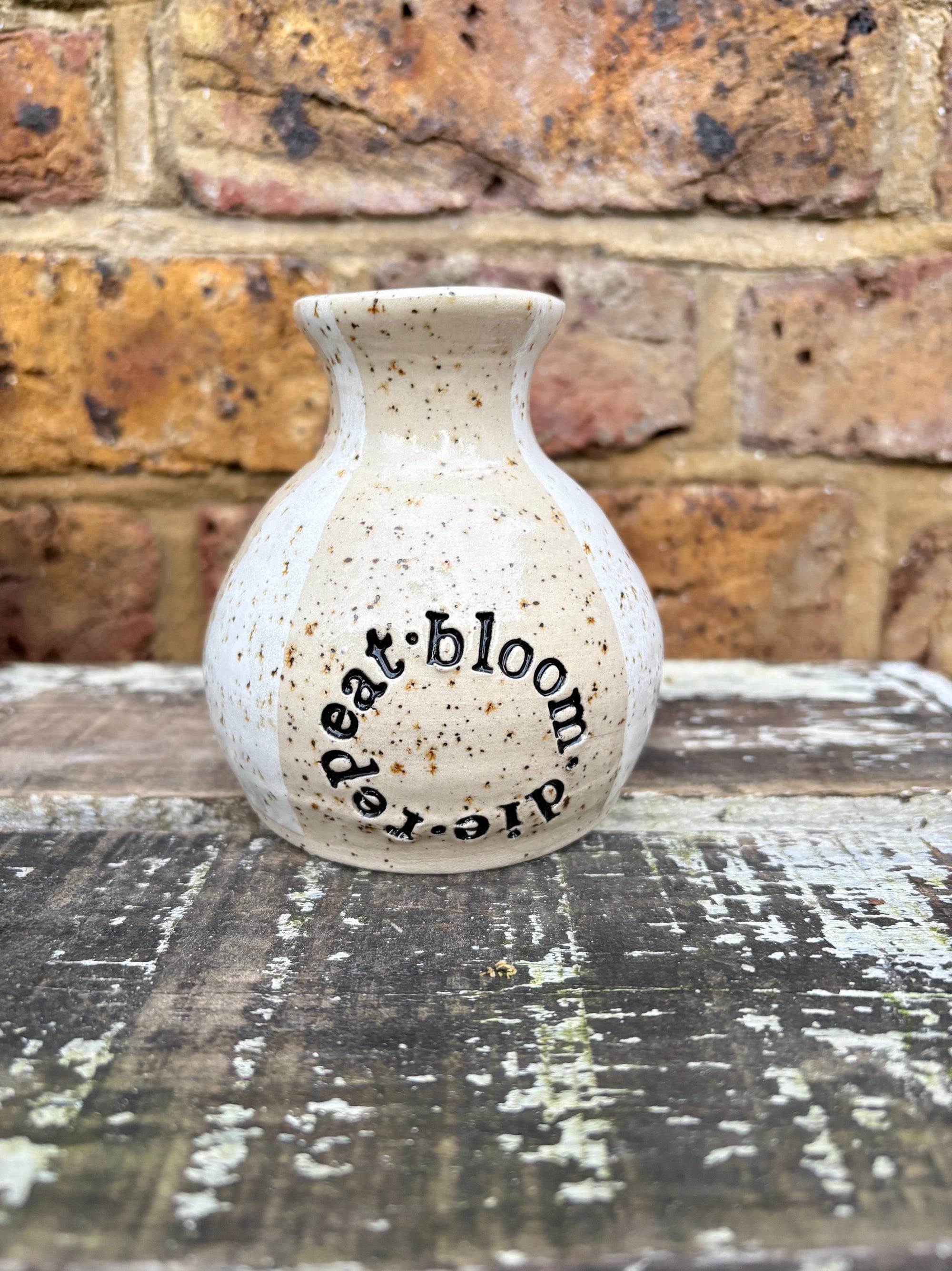 "bloom, die, repeat" chubby vase (white)