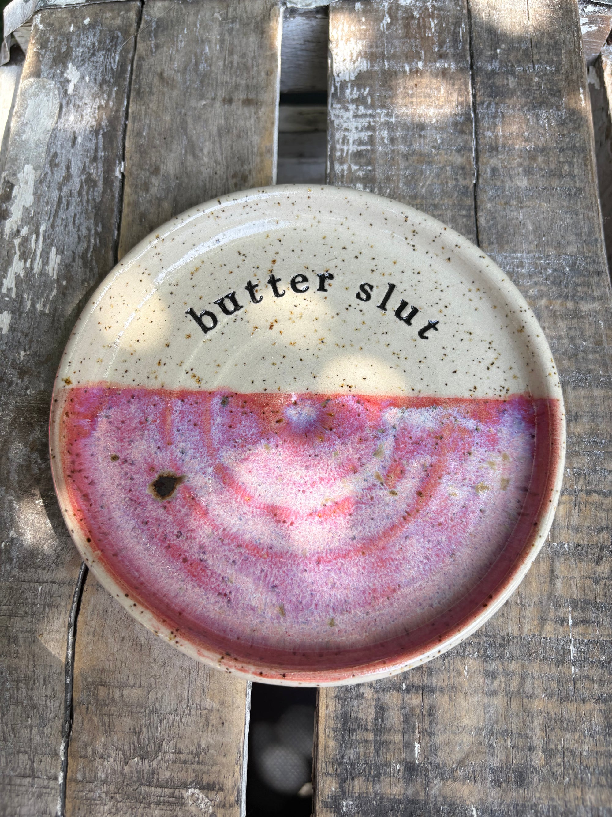 Butter Dish (butter slut, pink wood, flecked clay, knob)