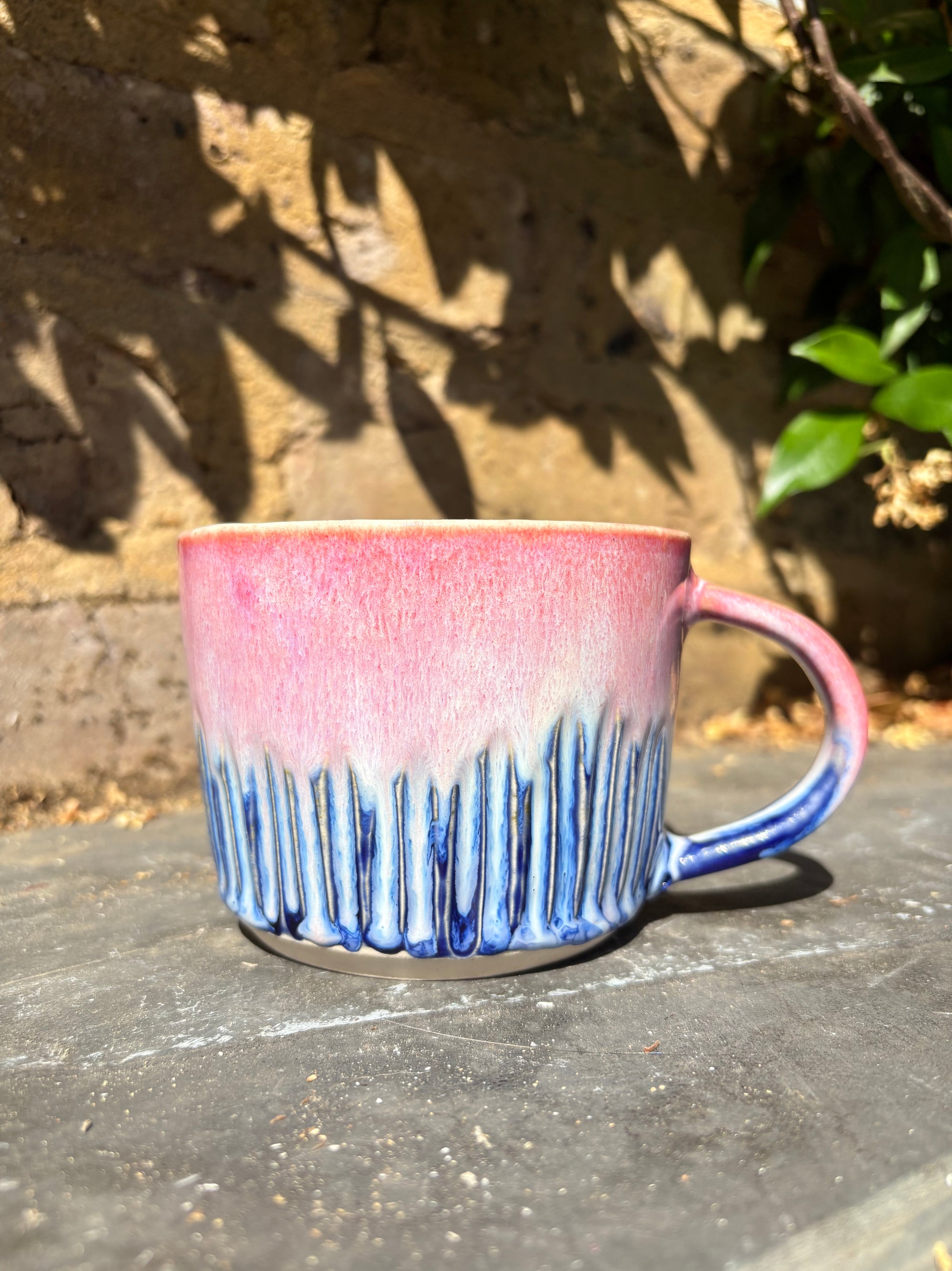"really happy to be here” "what a bunch of cunts" mug (pink/blue, 300ml)
