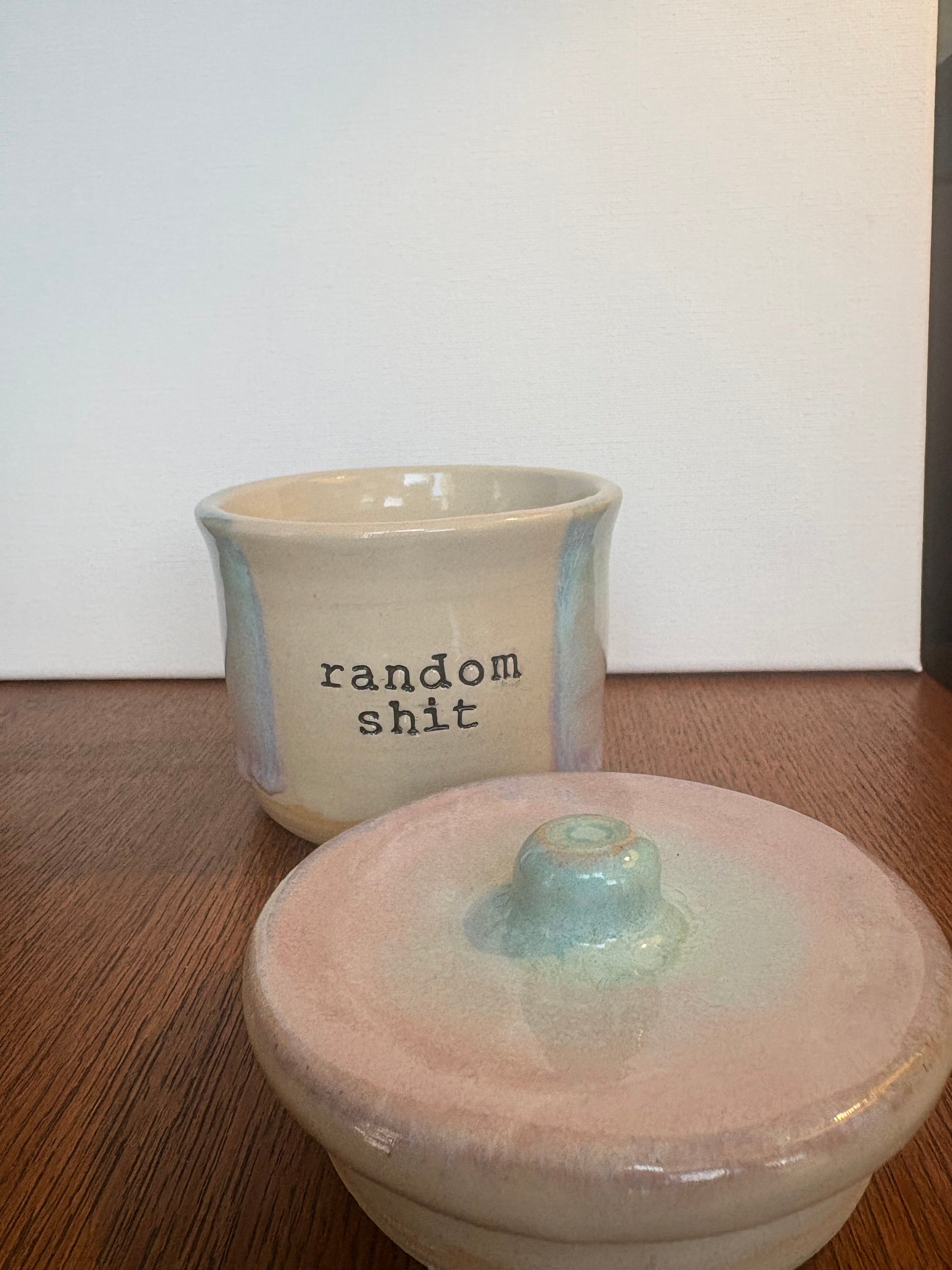 "random shit" lidded pot (oyster pink)