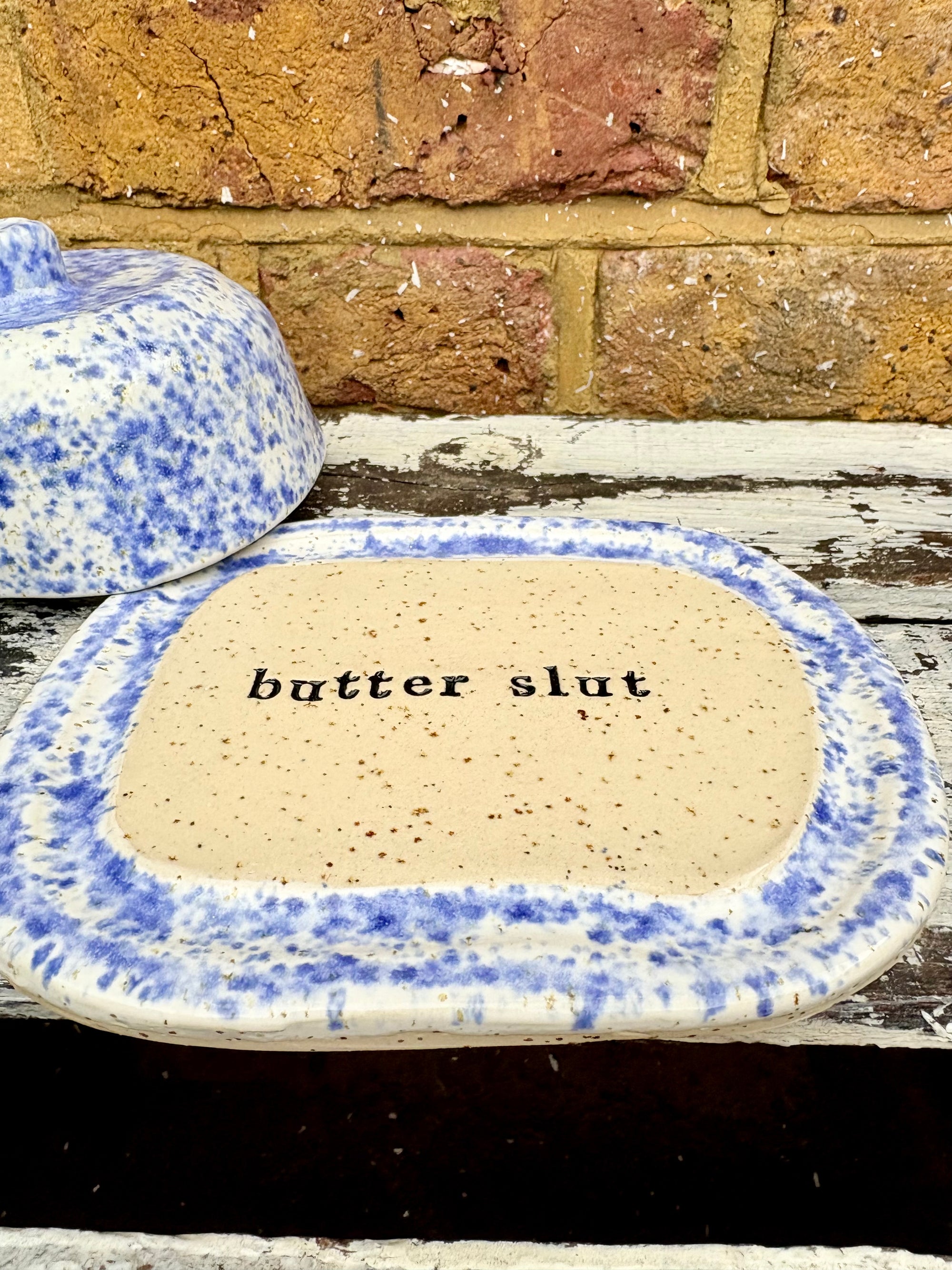 Butter Dish (butter slut, speckle blue)
