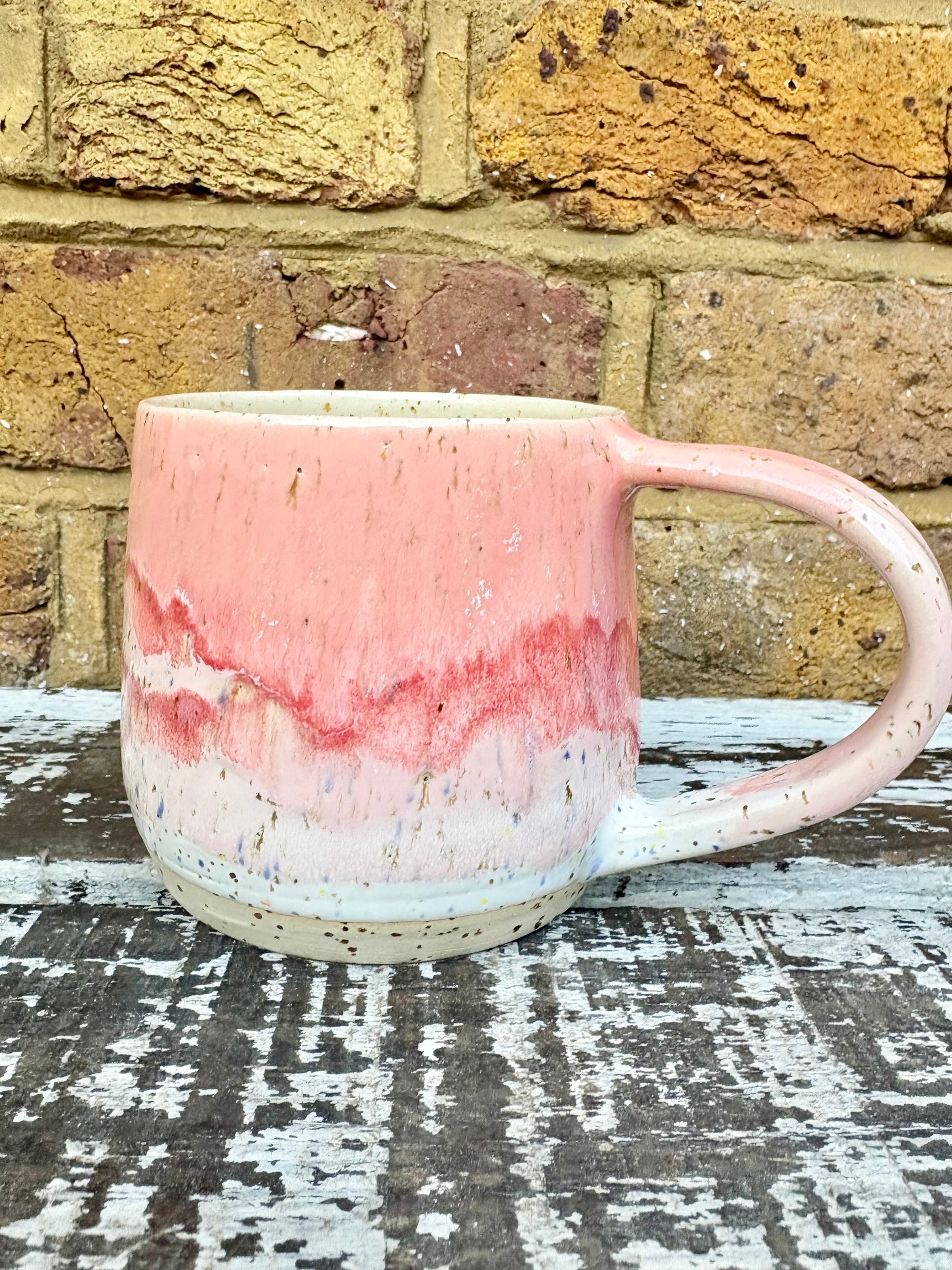 “Fuck off i'm reading" mug (Pink Raspberry Ripple)